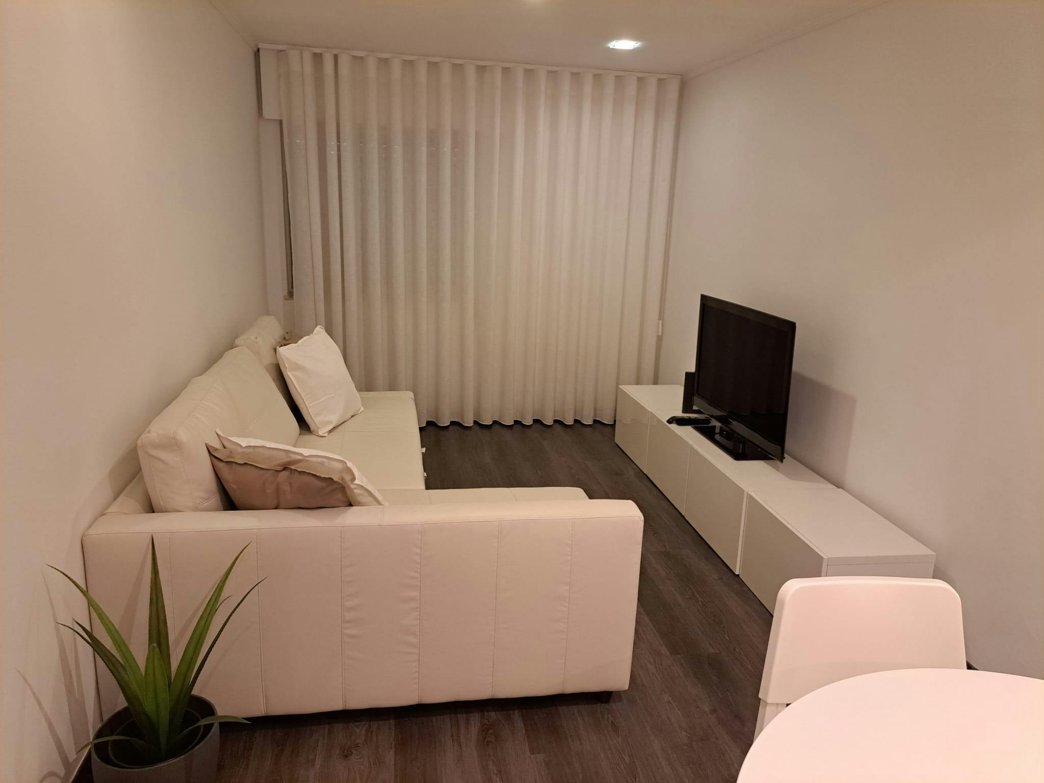Apartment for rent for €1,650 per month in Lisbon, Estrada Paço do Lumiar