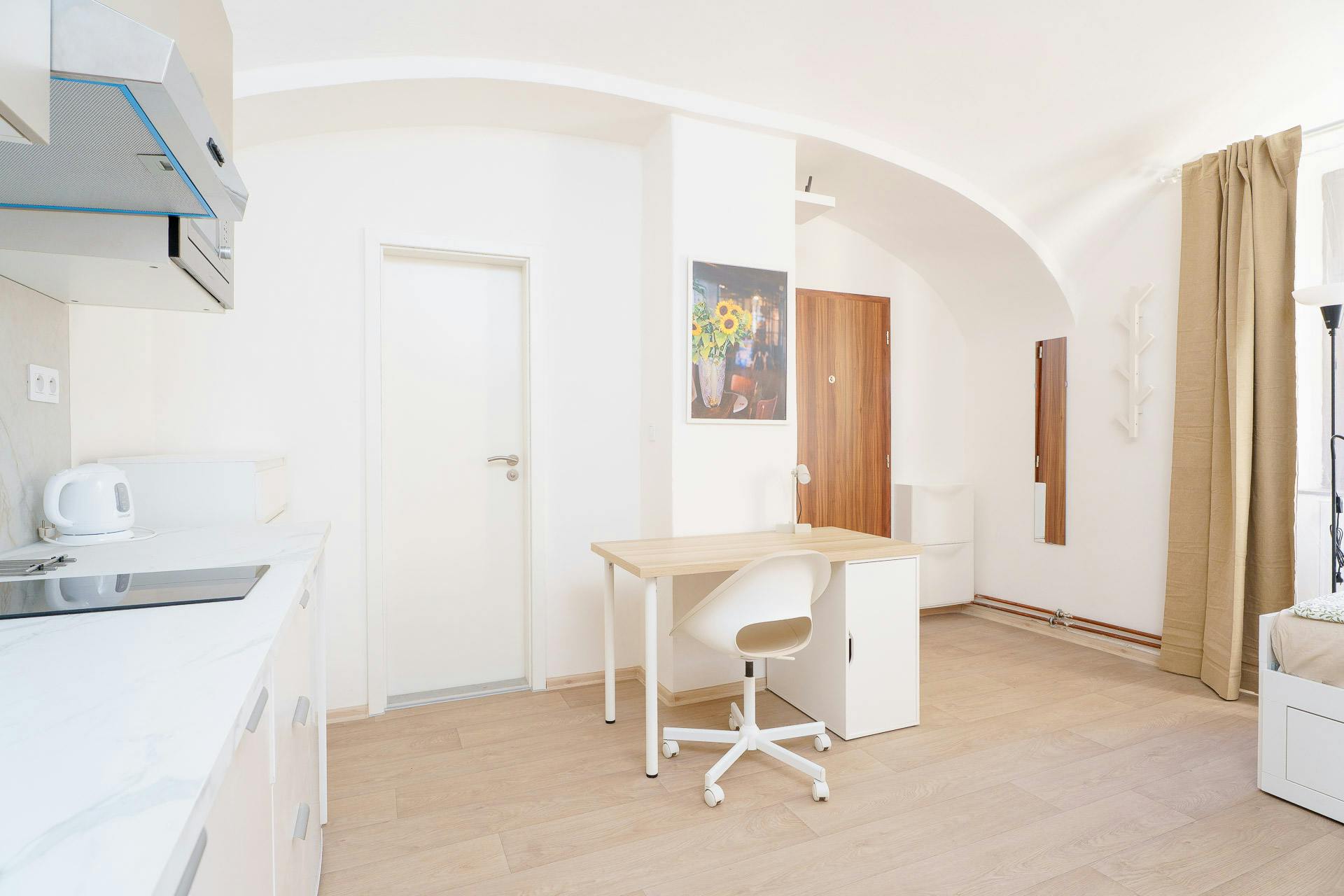 Apartment Hlavní Město Praha, 1 bed — photo 4