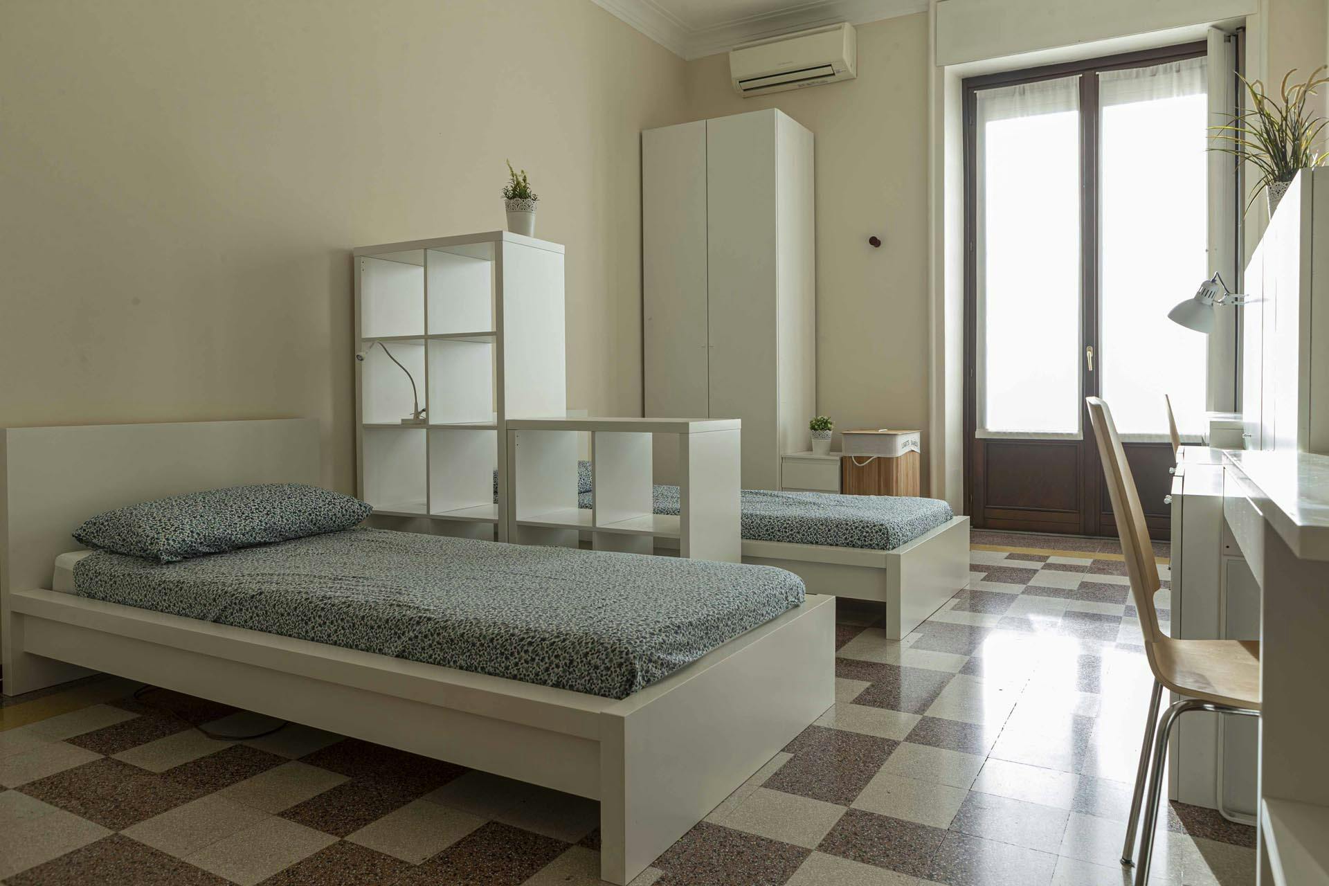 Shared room in Via degli Imbriani, Milan (1673626) ROOM