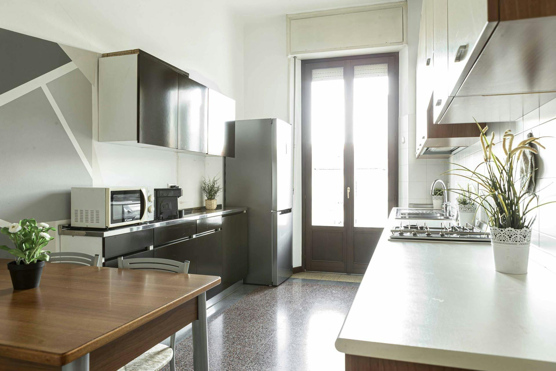 Shared room in Via degli Imbriani, Milan (1673626) room image 8