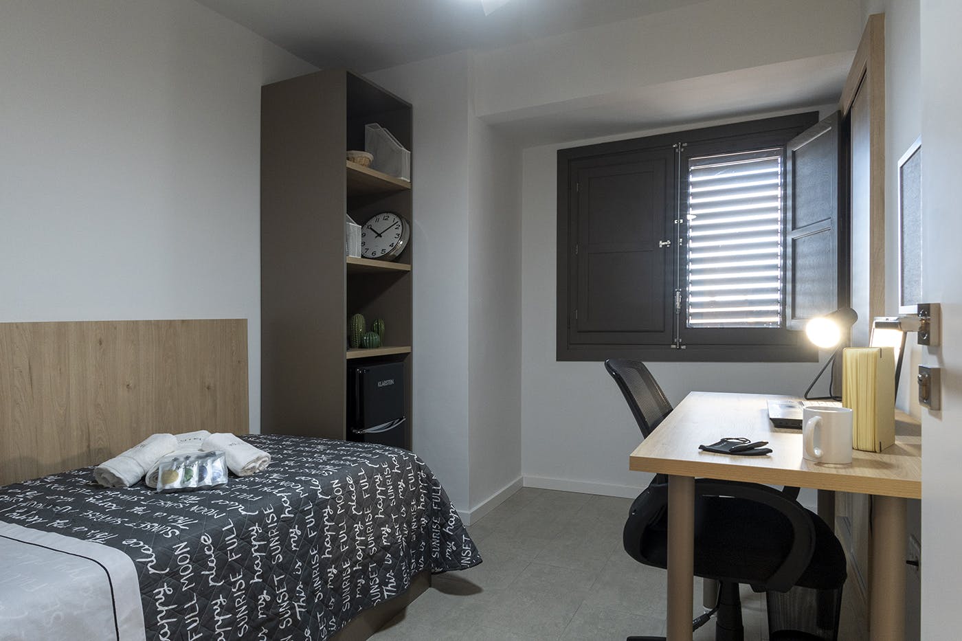 Carrer de Sant Donís, Valencia Valencia