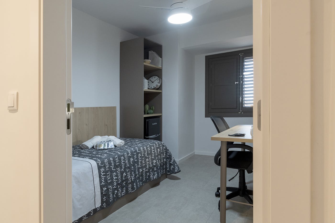 Carrer de Sant Donís, Valencia Valencia