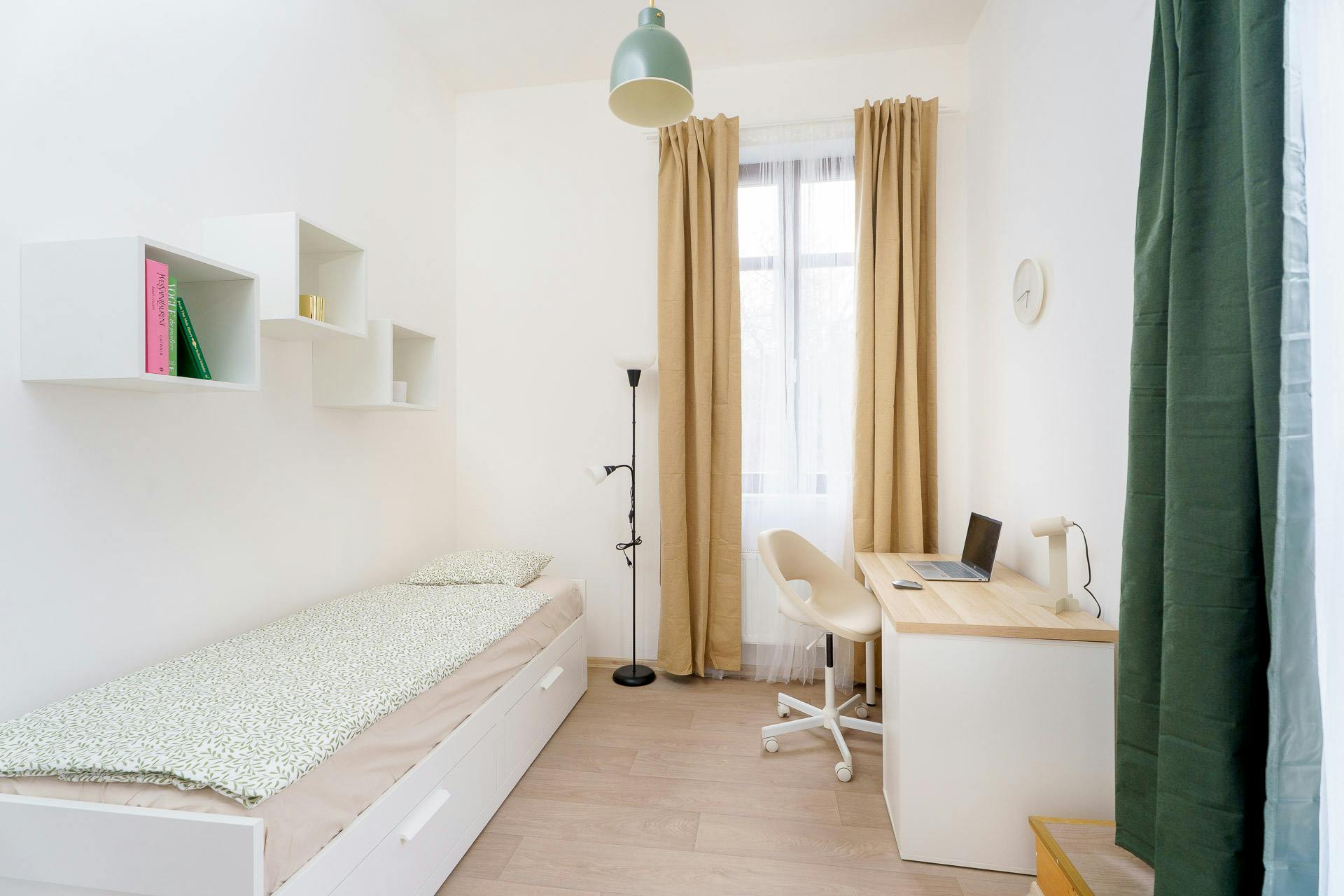 Apartment Hlavní Město Praha, 1 bed — photo 1