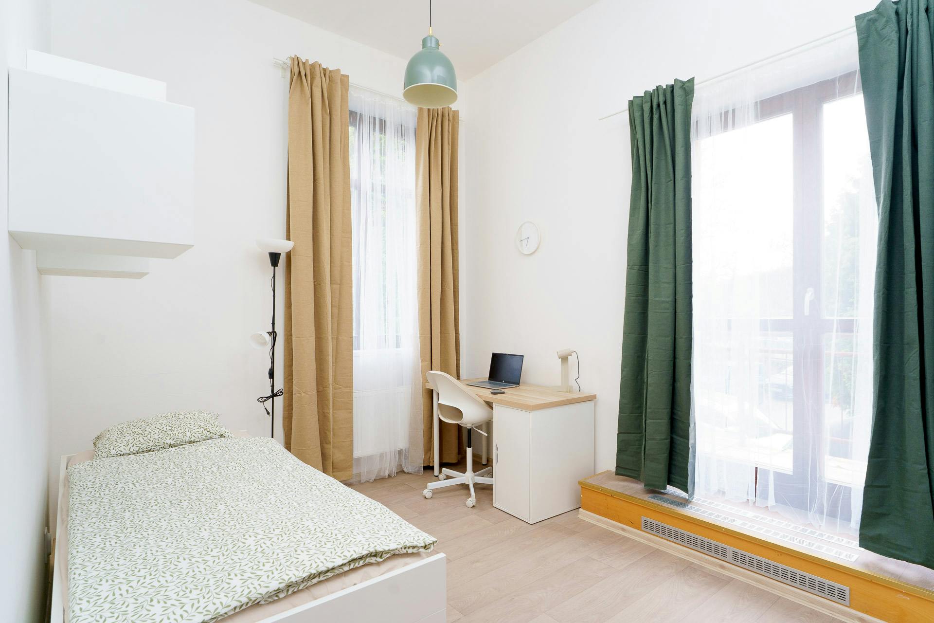 Apartment Hlavní Město Praha, 1 bed — photo 2
