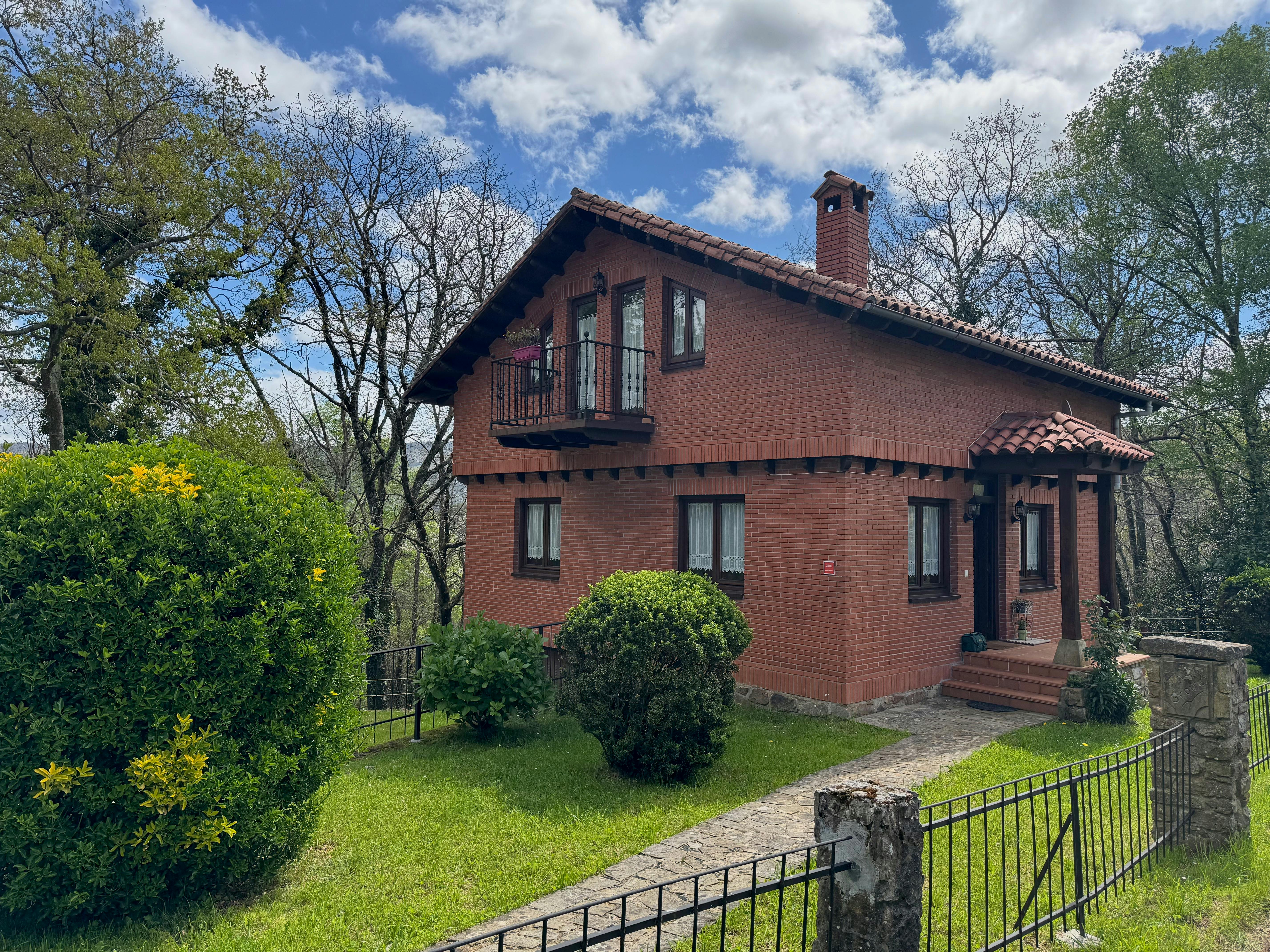 Haus zu mieten für 3.500 € pro Monat in Sel de la Carrera, Diseminado Sel Carrera