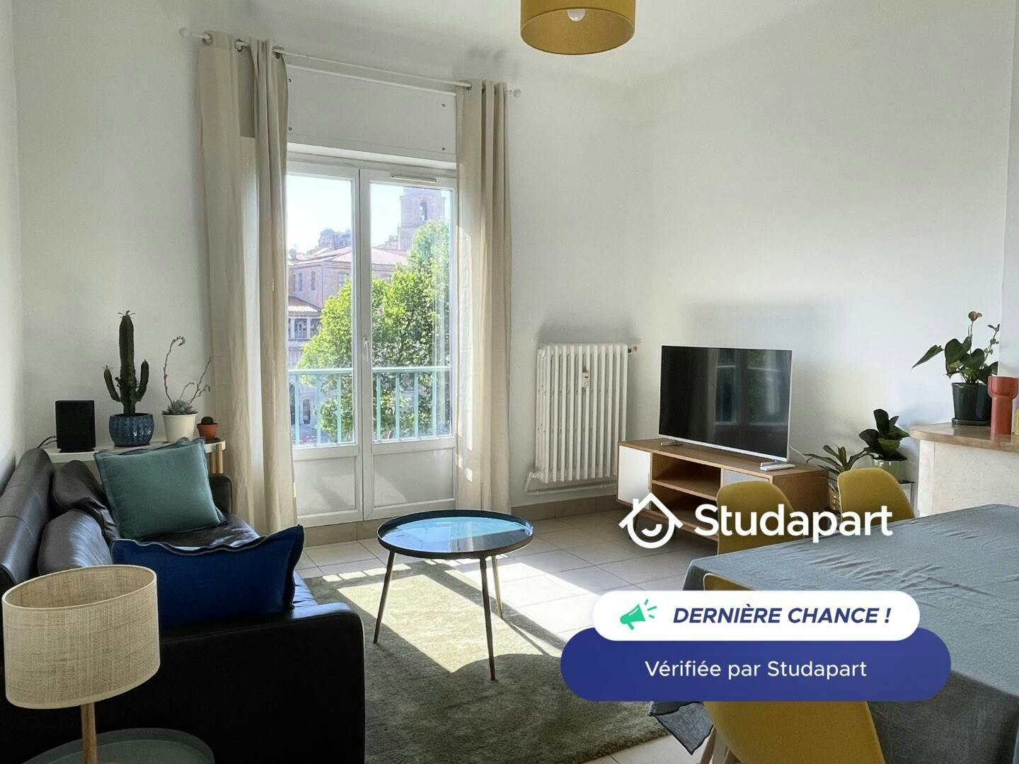 Apartament de închiriat pentru 1.450 EUR pe lună în Marseille, Place Villeneuve-Bargemon