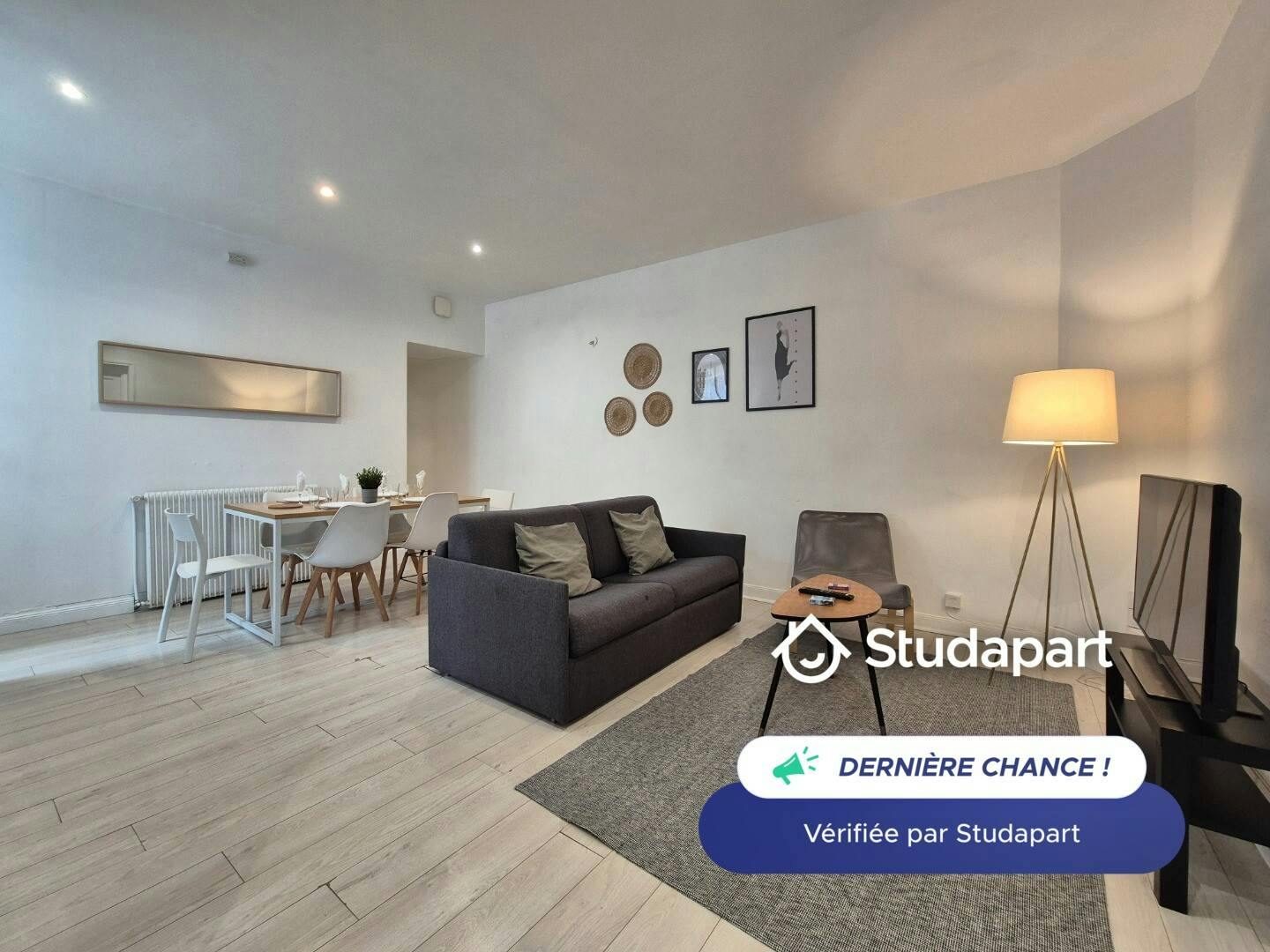Apartment for rent for €930 per month in Reims, Rue Lesage