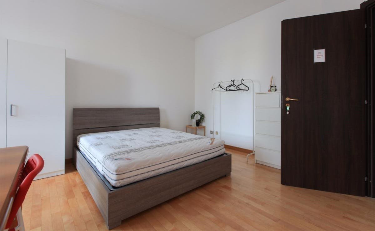 Single room Milan, 1 bed, 21m² — photo 1