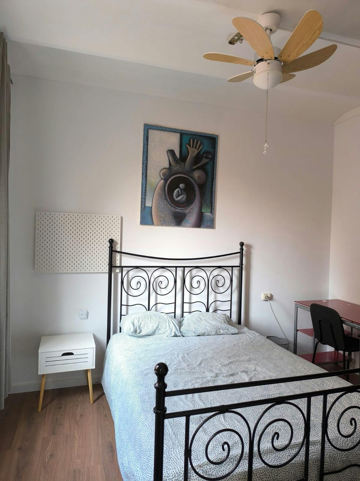 Single room Barcelona, 1 bed, 12m² — photo 1
