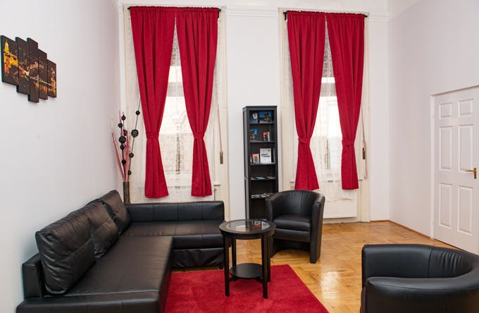 Wohnung zu mieten für 438.186 HUF pro Monat in Budapest, Vörösmarty utca