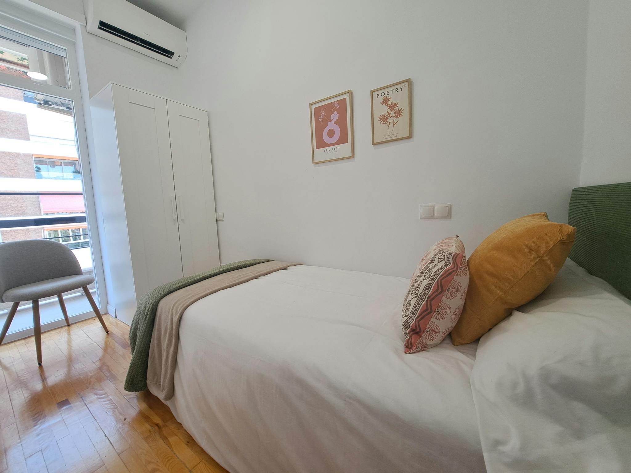 Paseo de la Castellana, Madrid preview