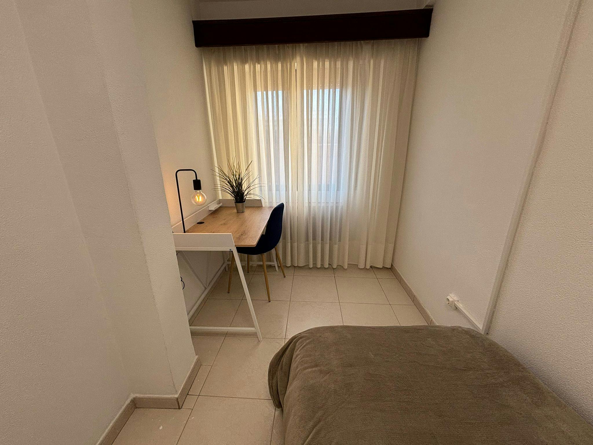 Paseo de Santa María de la Cabeza, Madrid preview