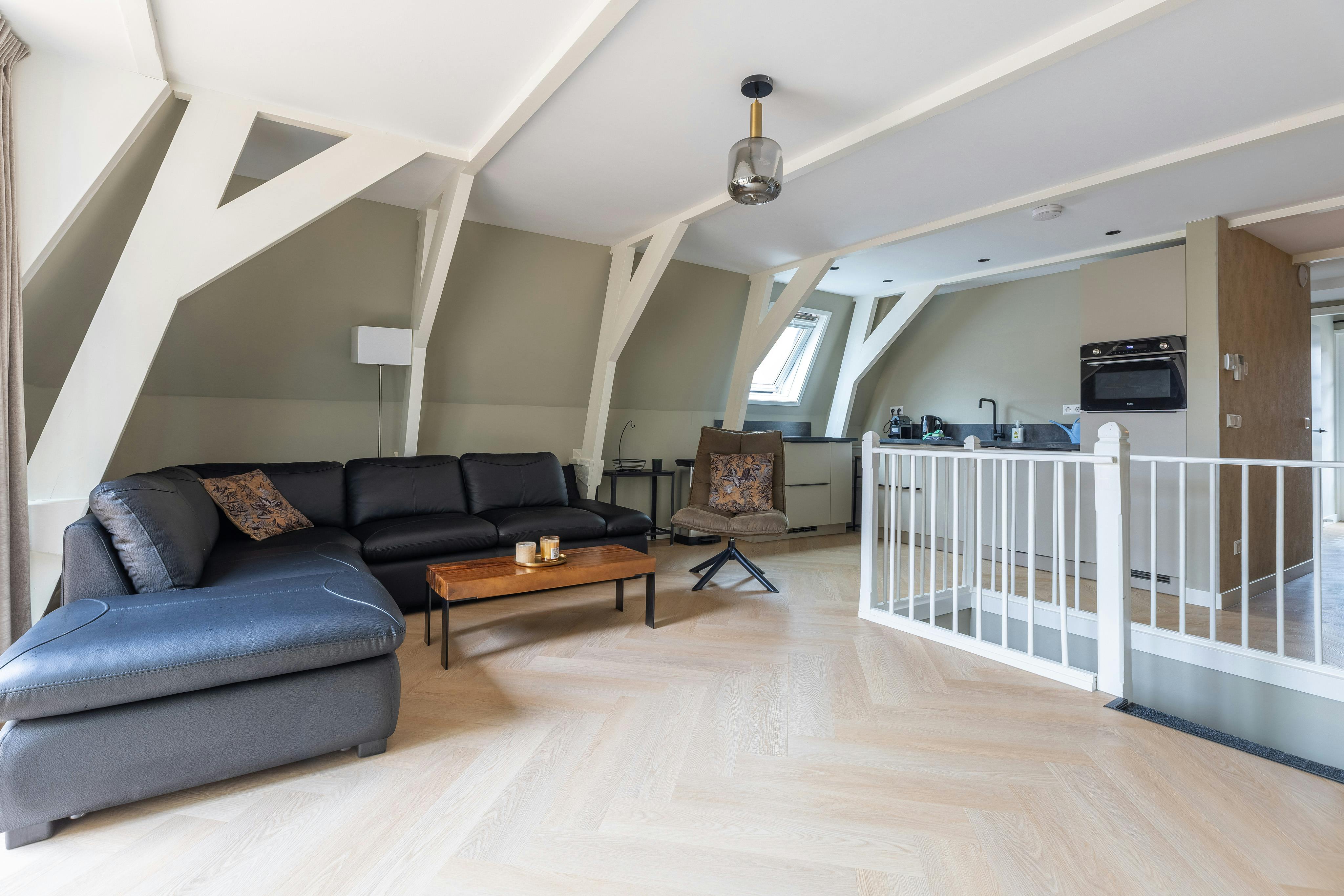 Wohnung zu mieten für 2.075 € pro Monat in Bussum, Kapelstraat