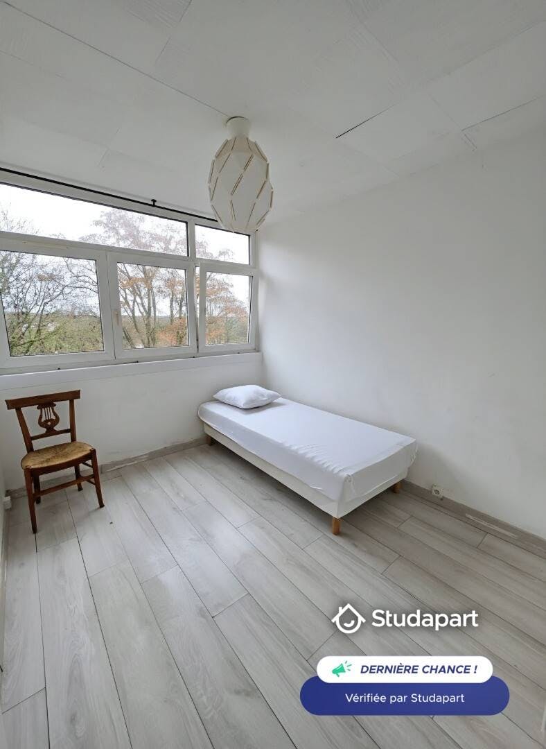 Apartment for rent for €510 per month in Évry-Courcouronnes, Résidence du Parc de Petit Bourg