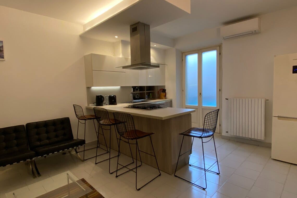 Apartment for rent for €1,920 per month in Milan, Via Tortona
