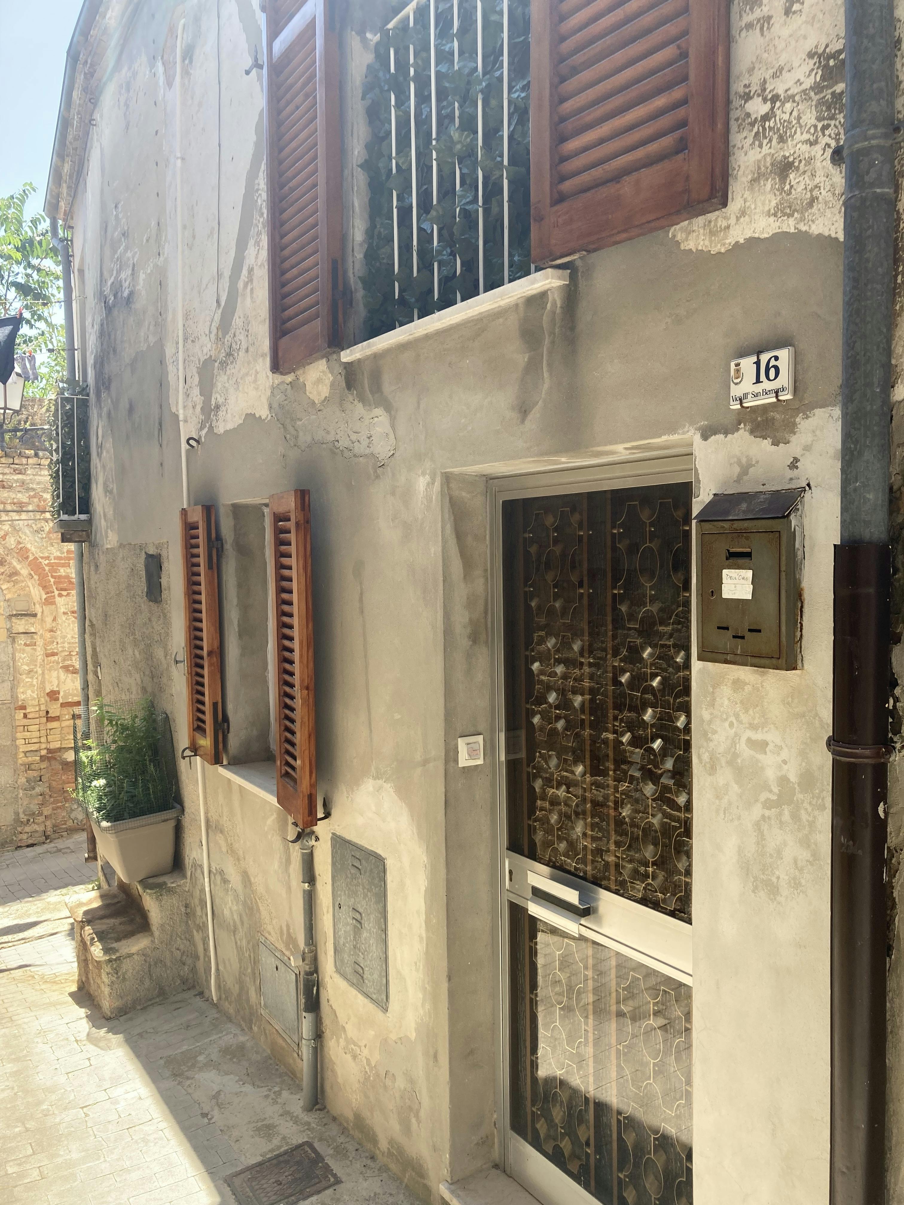 House for rent for €1,000 per month in Città Sant'Angelo, Vico III San Bernardo