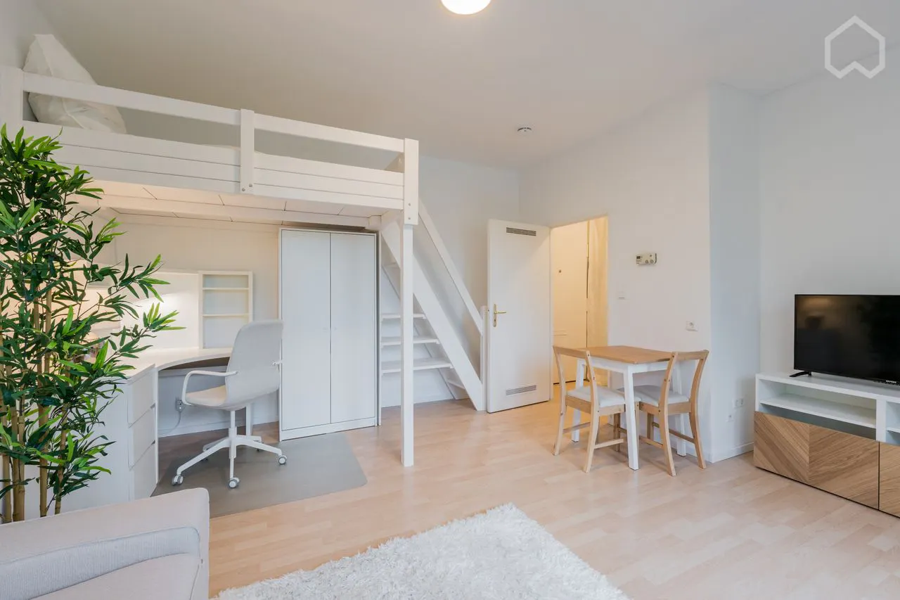 Apartment in Hohenstaufenstraße, Berlin (1674158) ROOM 2