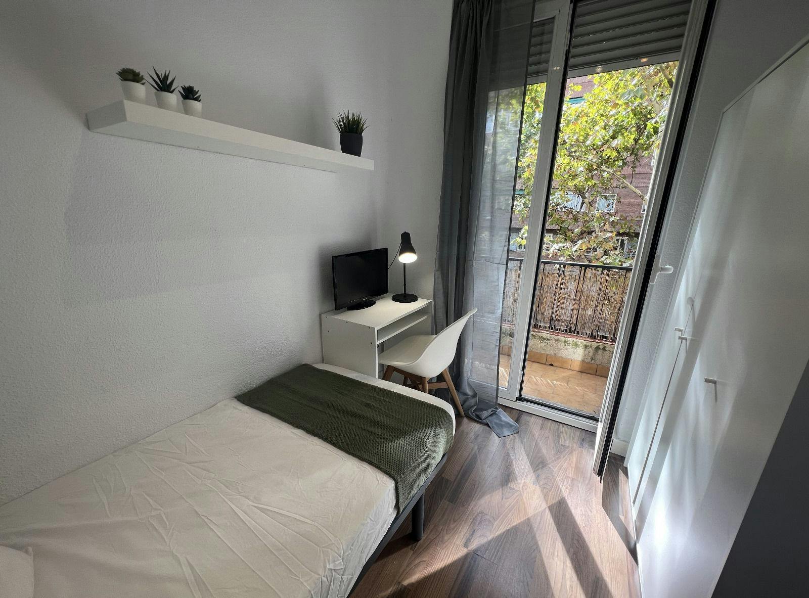 Calle de Alonso Cano, Madrid preview