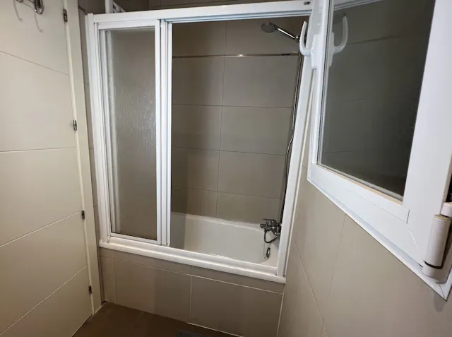 Private room in Calle de Alonso Cano, Madrid (1674281) room image 2
