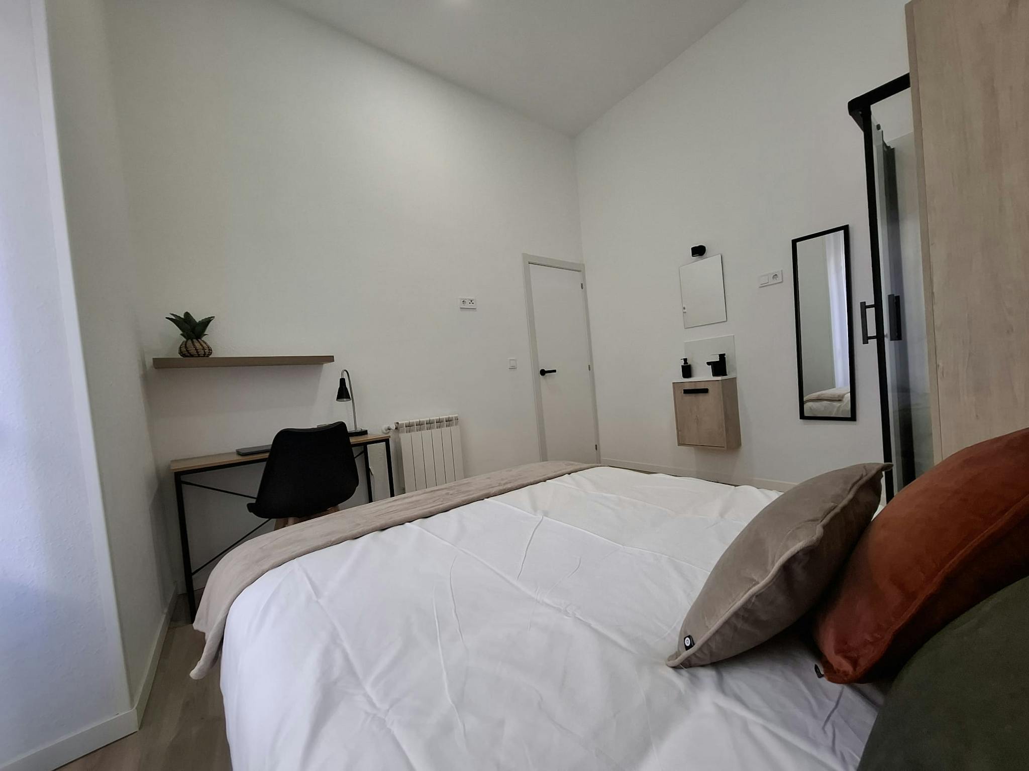 Calle de la Luna, Madrid preview