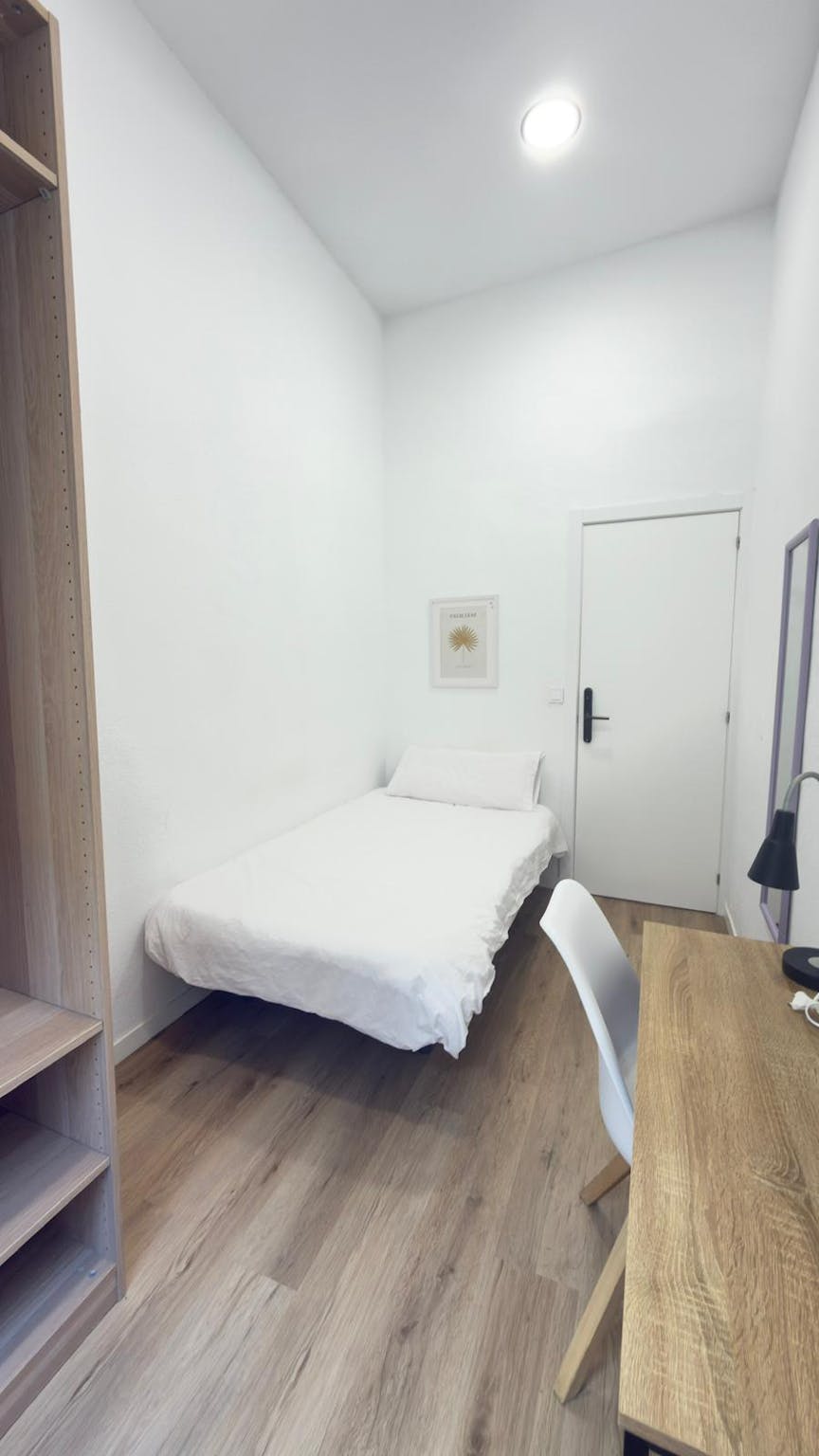 Calle de la Luna, Madrid preview