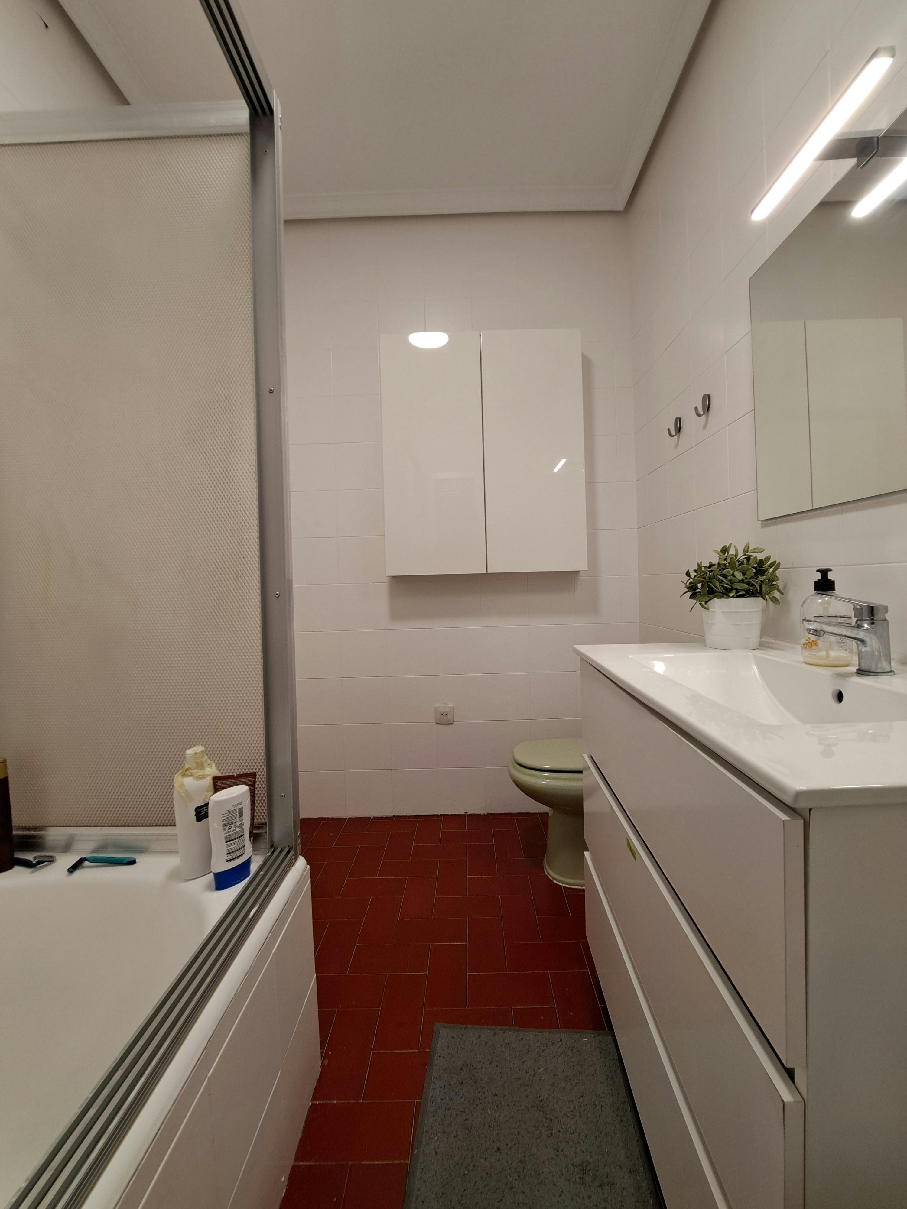 Single room Madrid, 1 bed, 8m² — photo 8