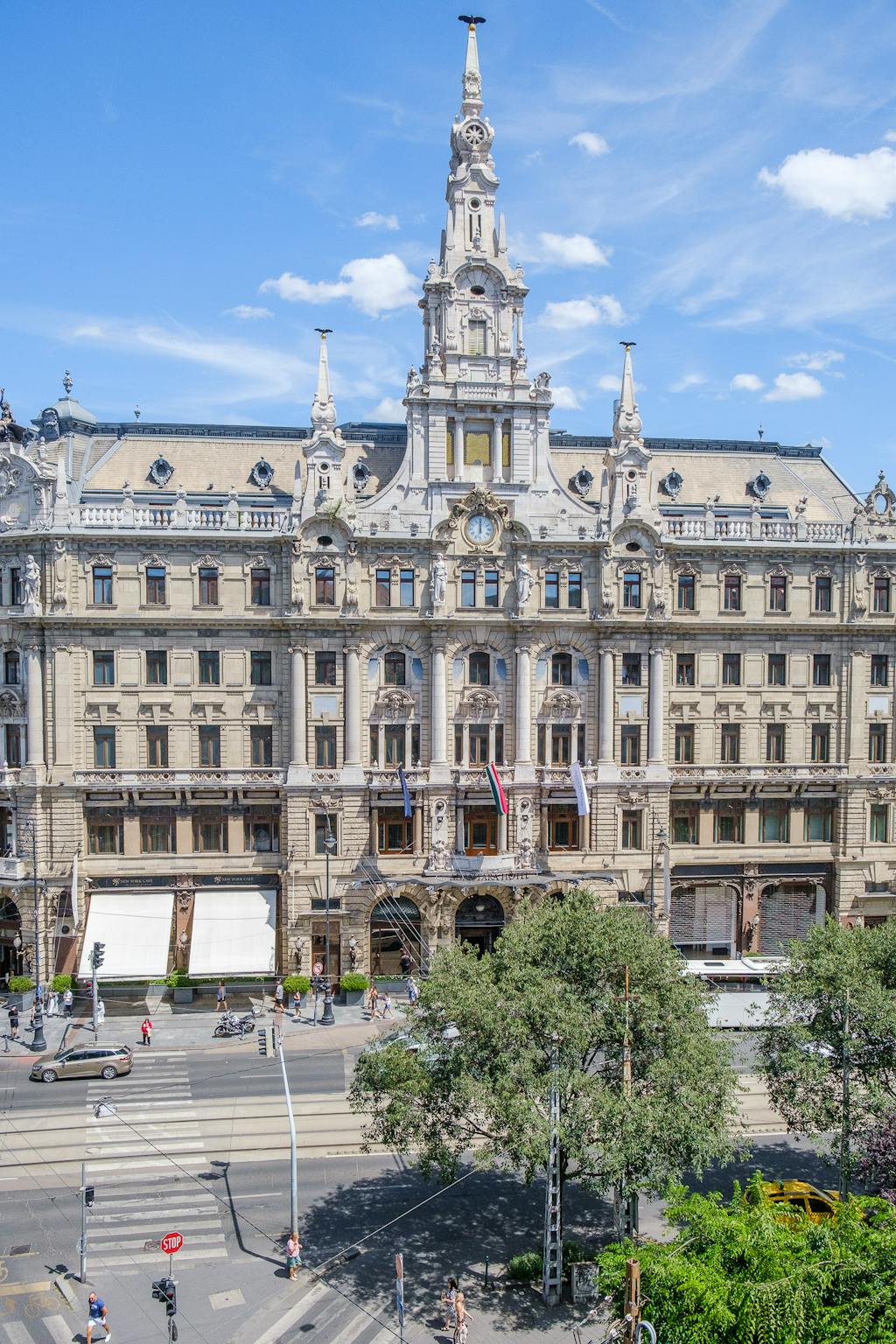 Dohány utca, Budapest preview