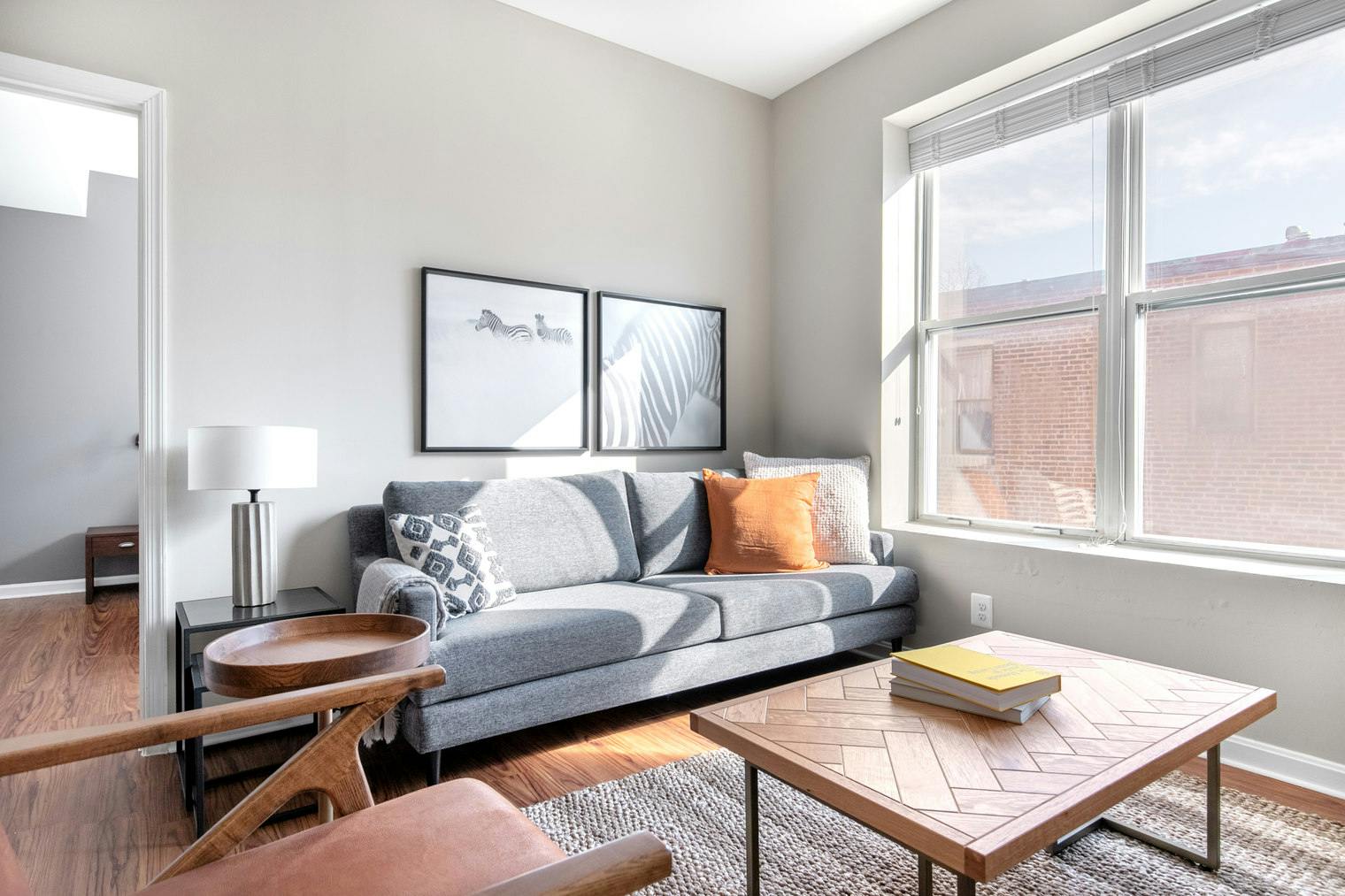 公寓 正在以 $4,648 的月租出租，其位于 Washington, D.C., Vernon Street Northwest