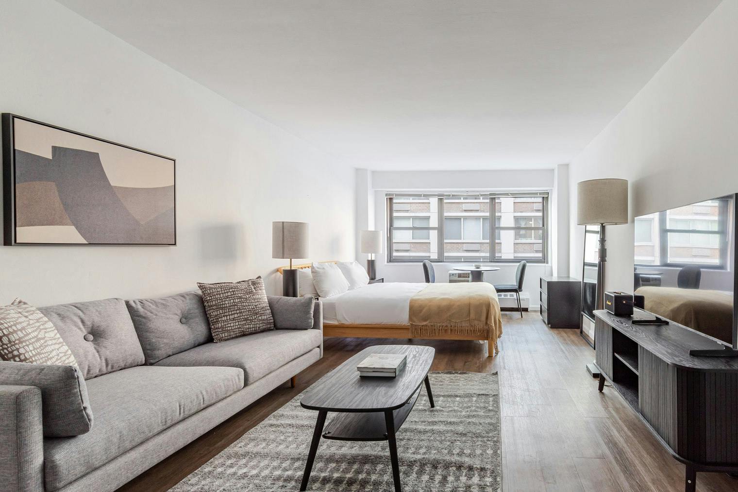 Monolocale in affitto a $5,209 al mese a New York City, East 46th Street