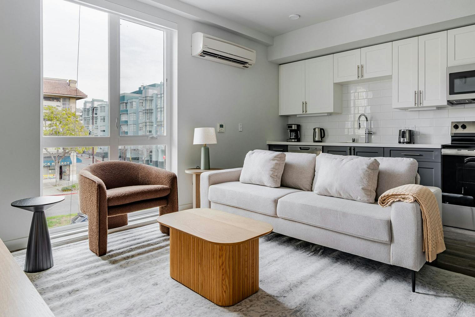 公寓 正在以 $8,408 的月租出租，其位于 Berkeley, Haste Street