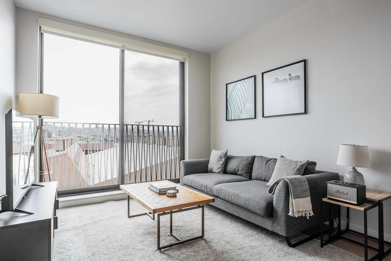 Wohnung zu mieten für $2,570 pro Monat in Los Angeles, Mesnager Street