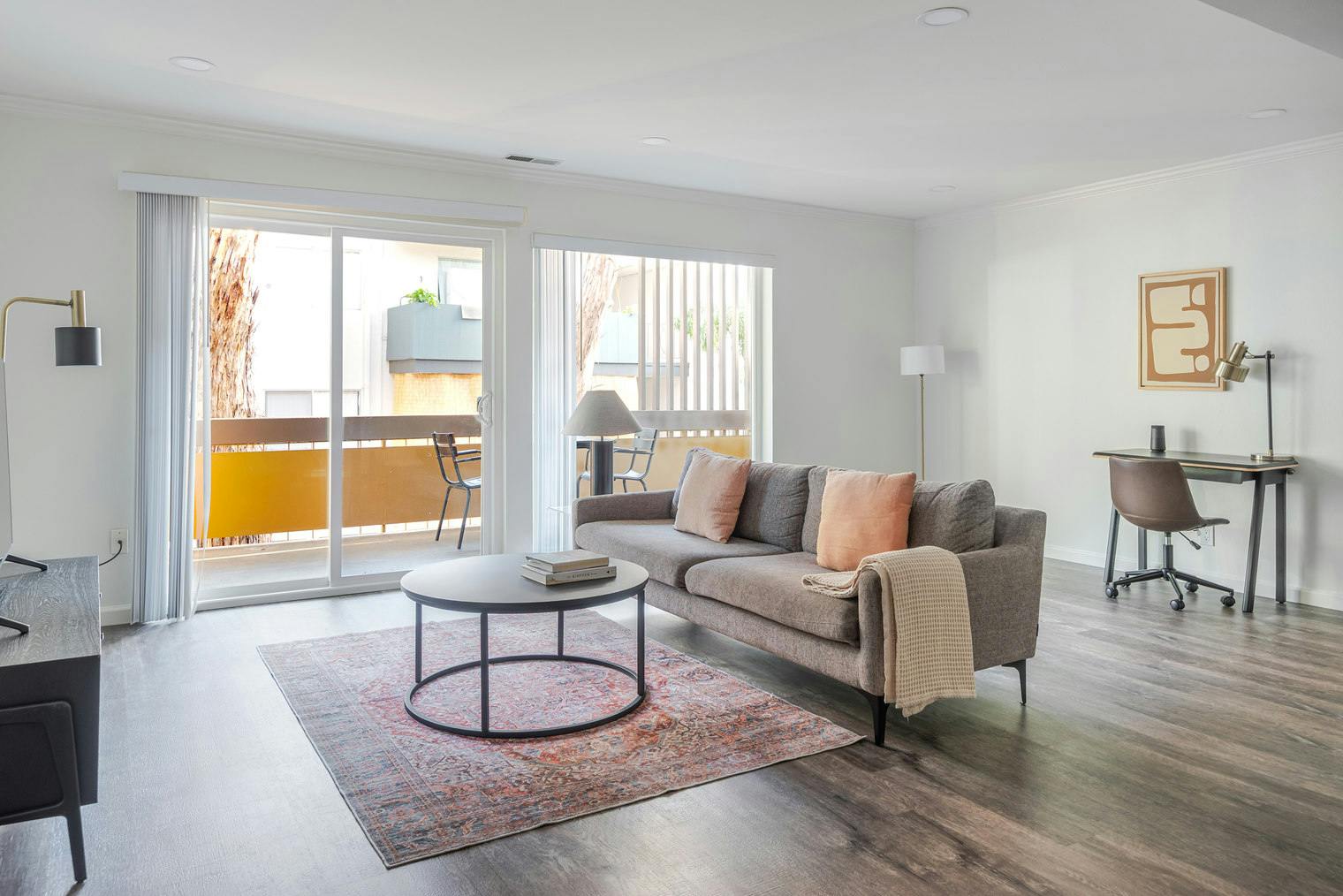 Apartment for rent for $5,492 per month in Redwood City, Wellesley Crescent