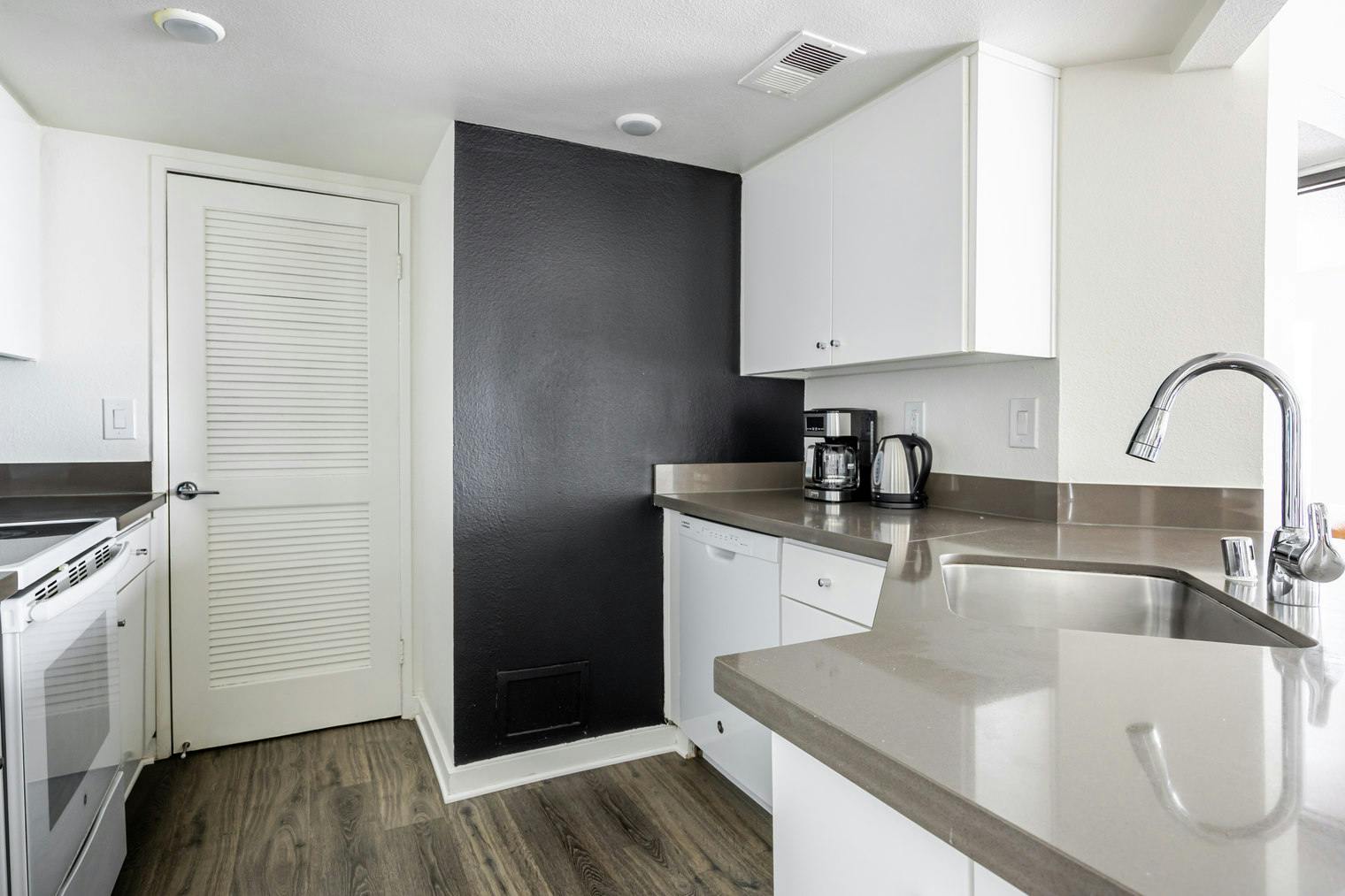 Apartment Los Angeles, 2 beds — photo 8