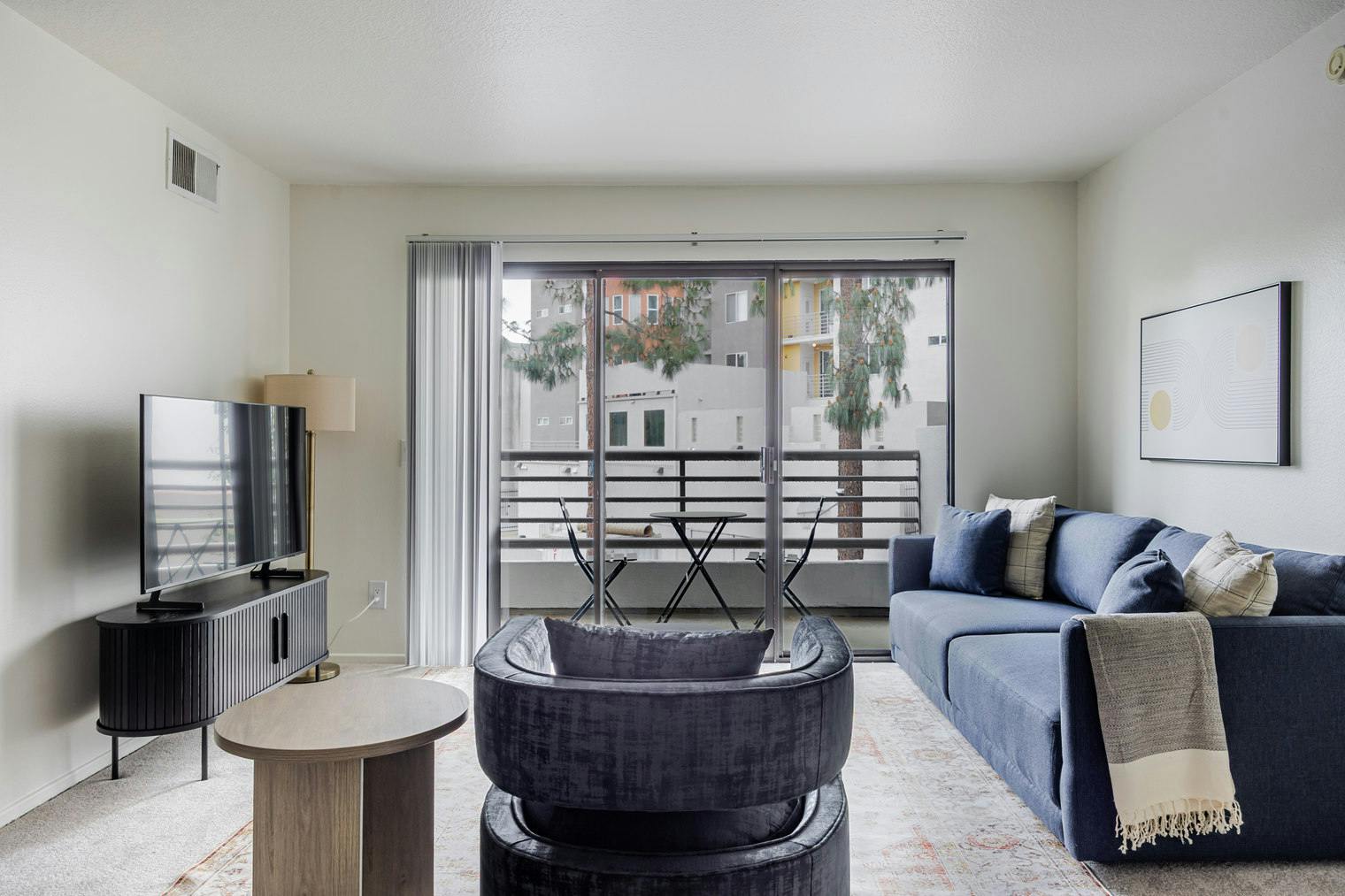 Wohnung zu mieten für $5,122 pro Monat in Los Angeles, Bluffside Drive