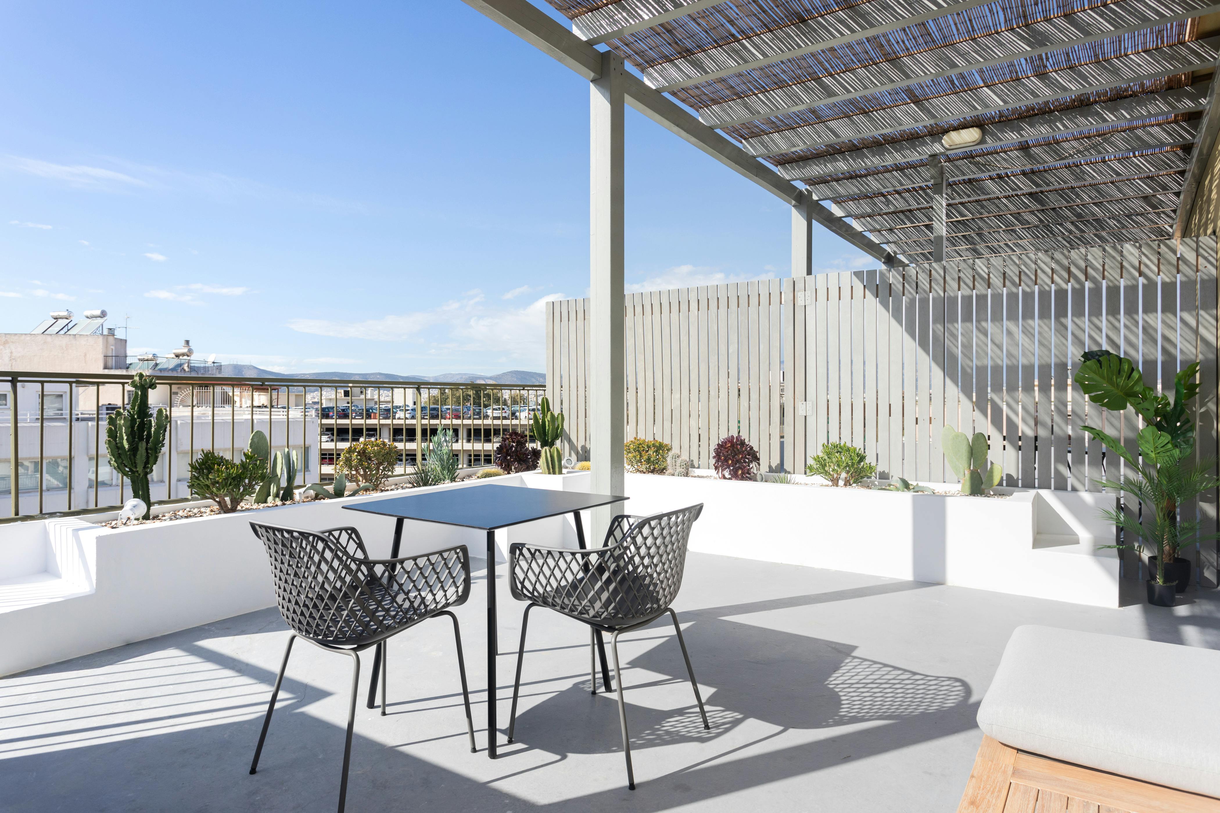 Kawalerka do wynajęcia za 815 € miesięcznie w mieście Athina, Paggeou