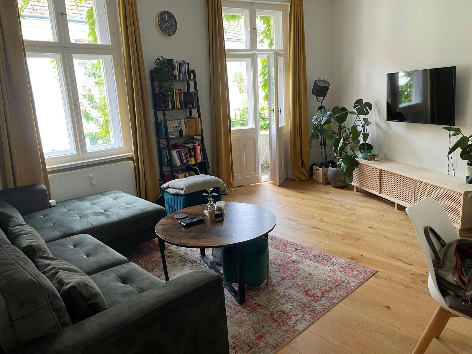 Mieszkanie do wynajęcia za 1100 € miesięcznie w mieście Berlin, Wikingerufer