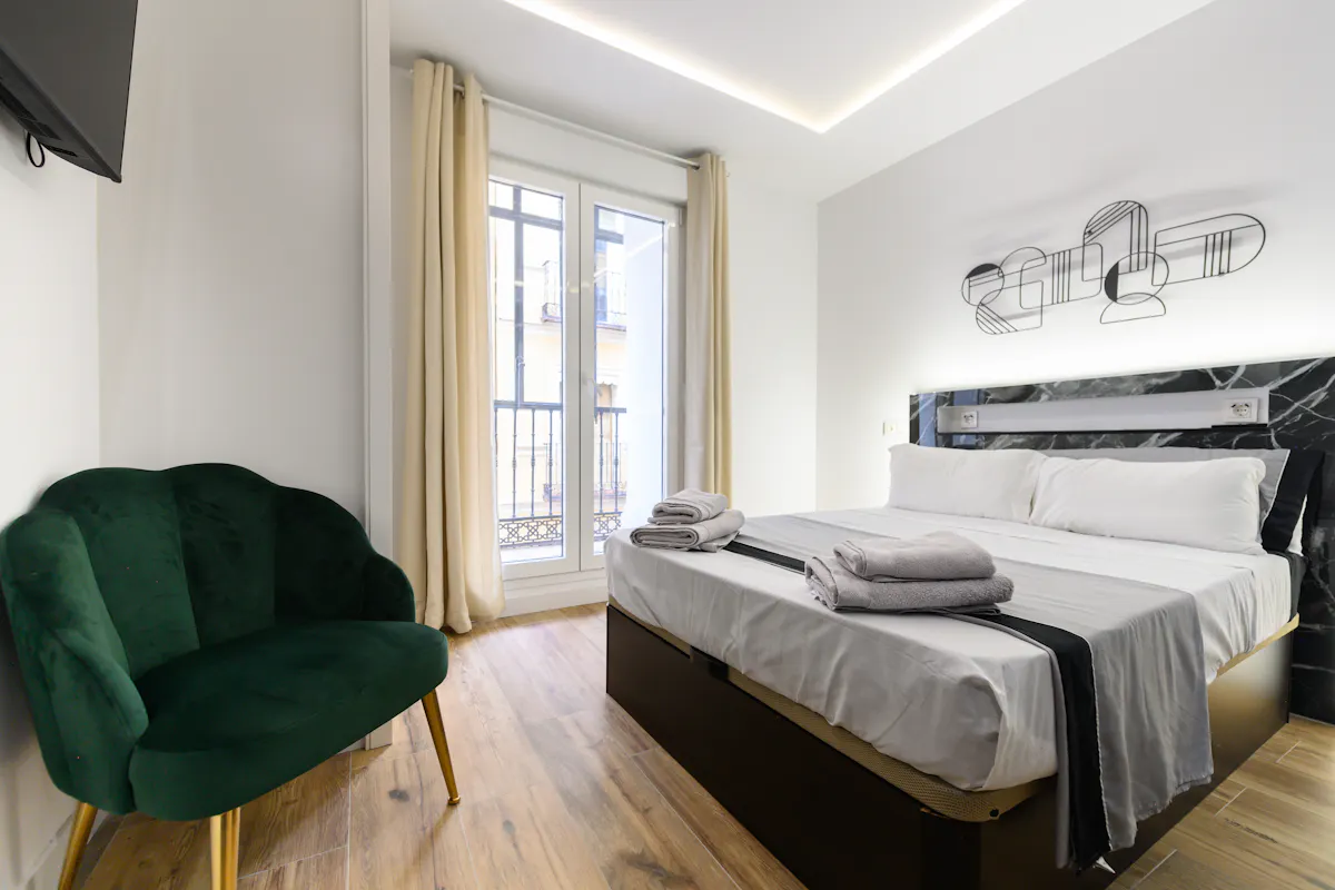 2-Bedroom Apartment in Calle San Cosme y San Damián, Madrid (1674843) ROOM