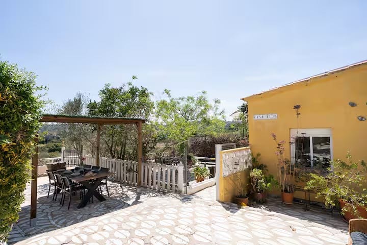 Casa en alquiler por 1995 € al mes en Torrent, Partida Casablanca