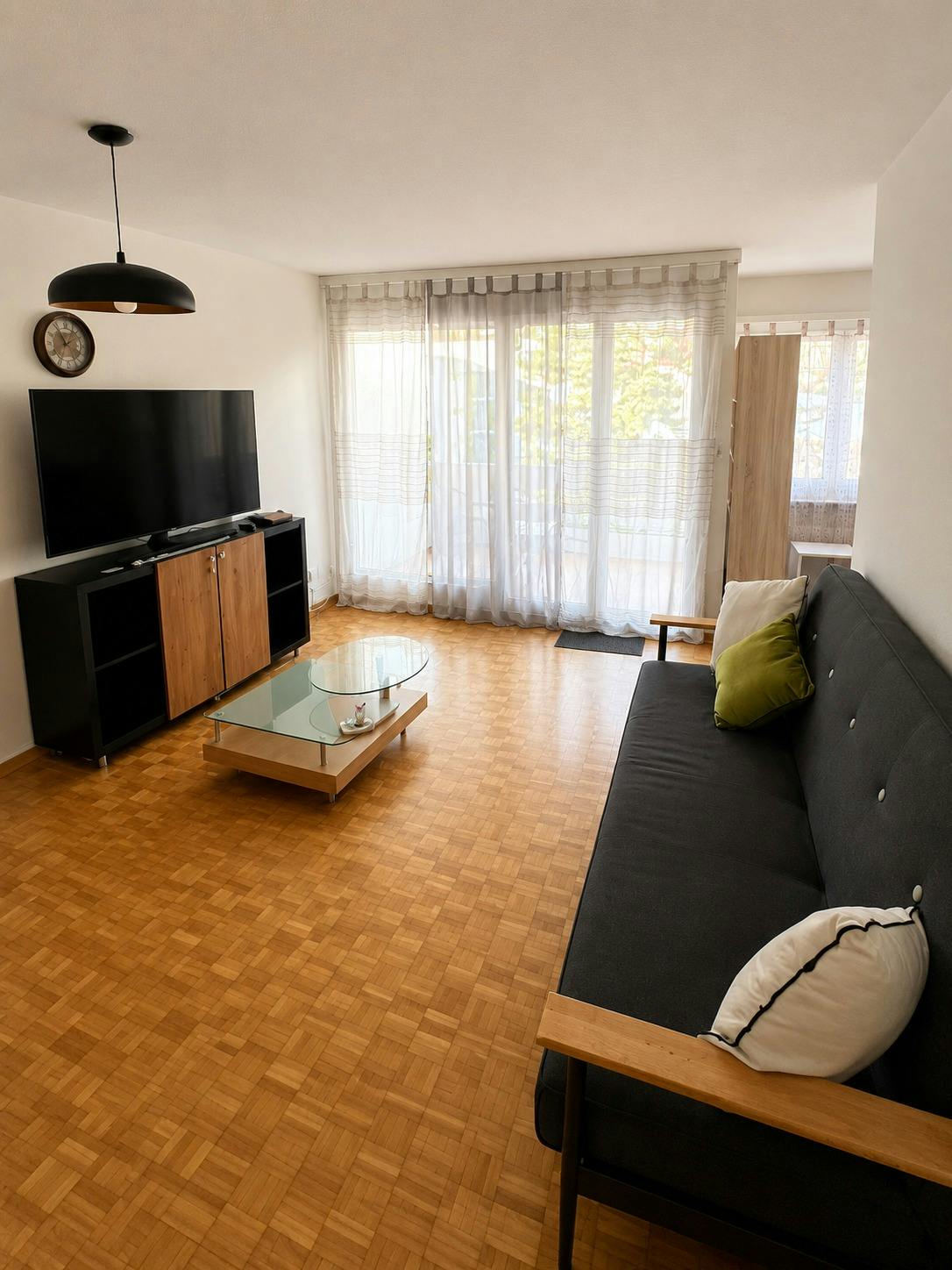 Apartamento en alquiler por 2775 CHF al mes en Adliswil, Albisstrasse