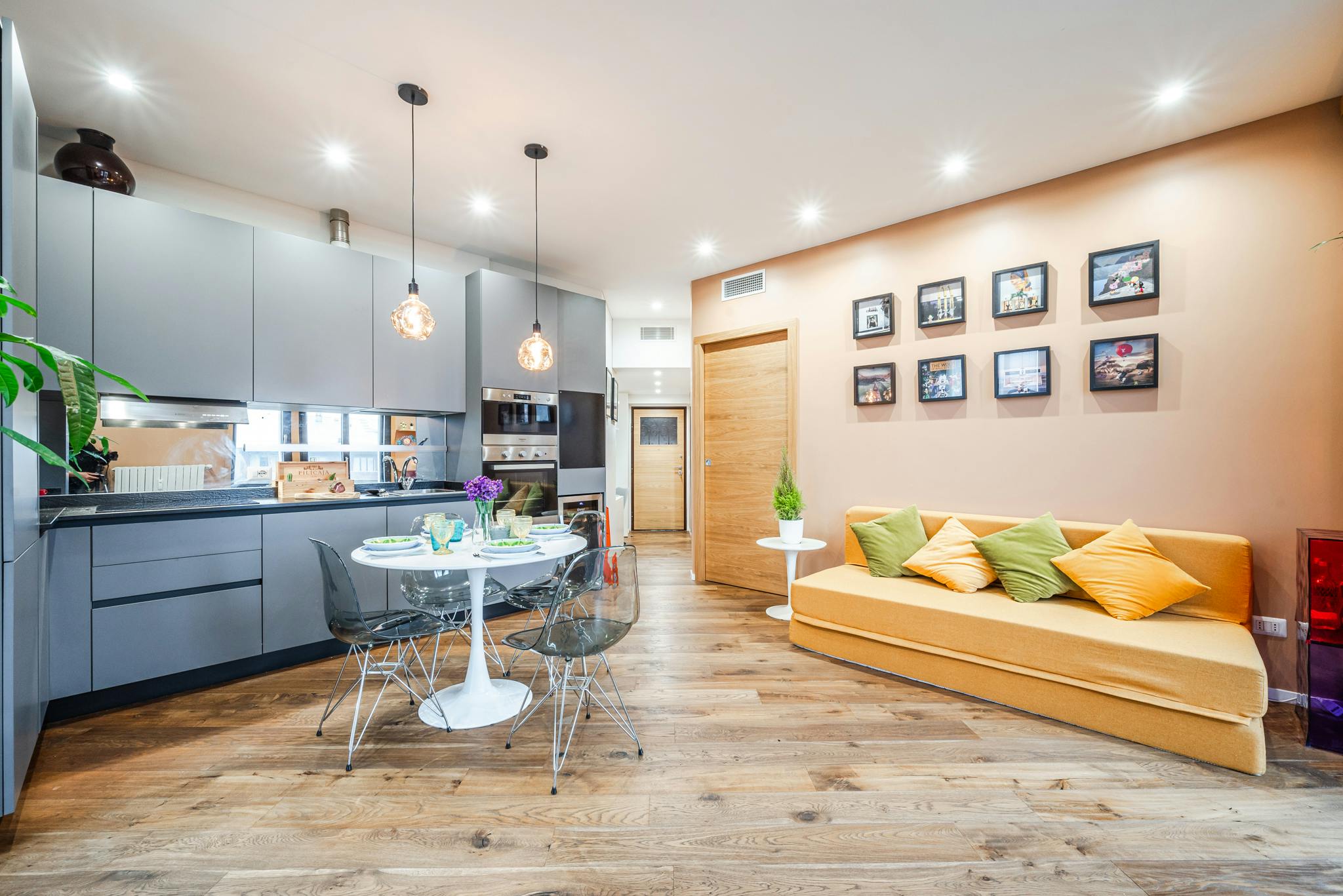 Apartment for rent for €2,000 per month in Milan, Viale Romolo