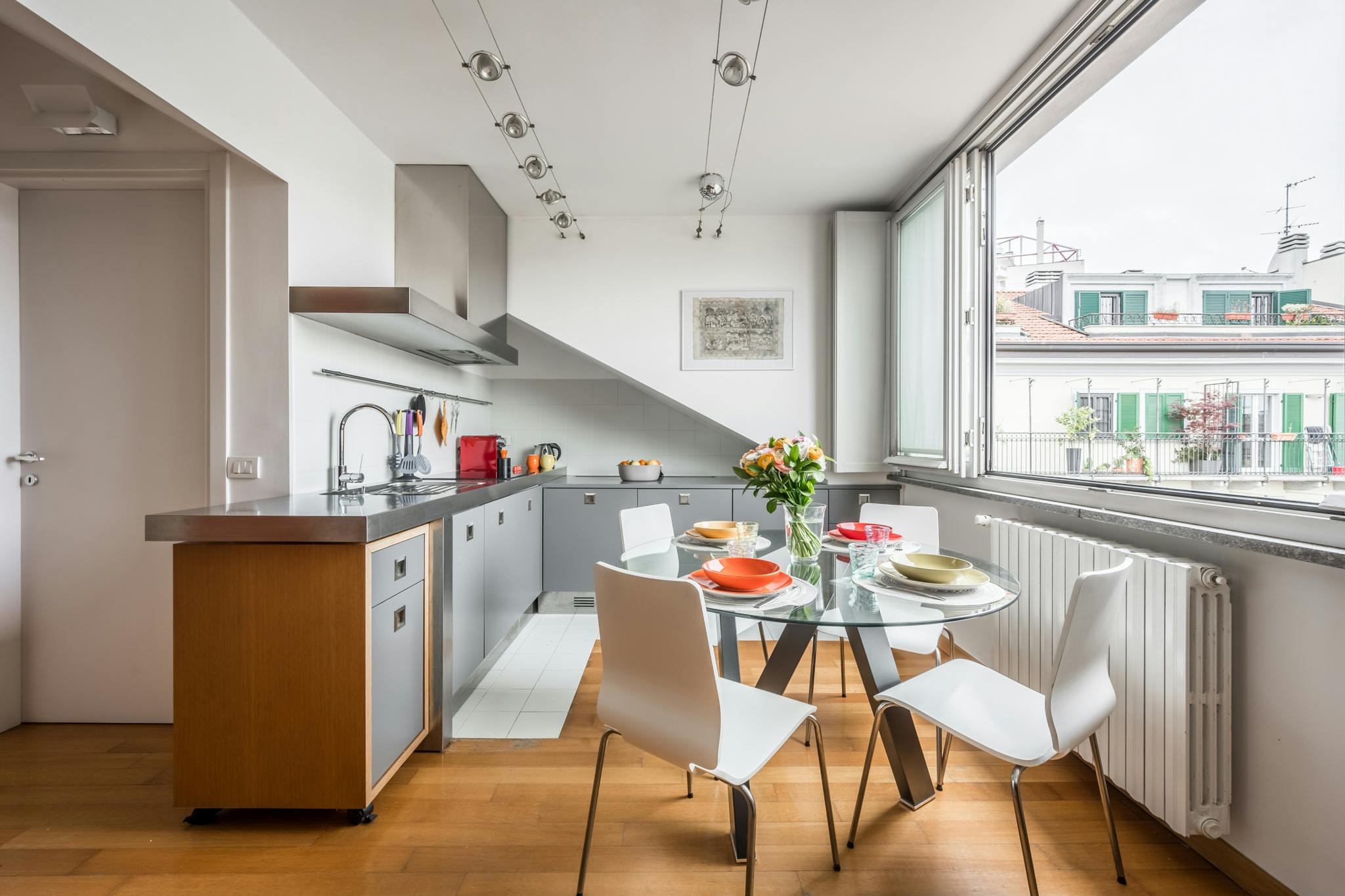 Apartment for rent for €2,000 per month in Milan, Via Casale