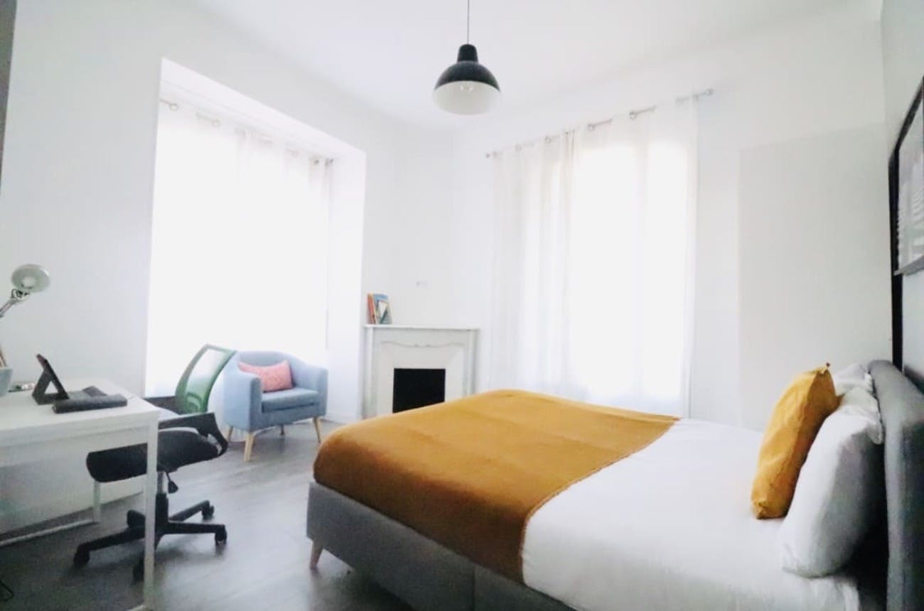 Private room for rent for €740 per month in Nice, Avenue des Arènes de Cimiez