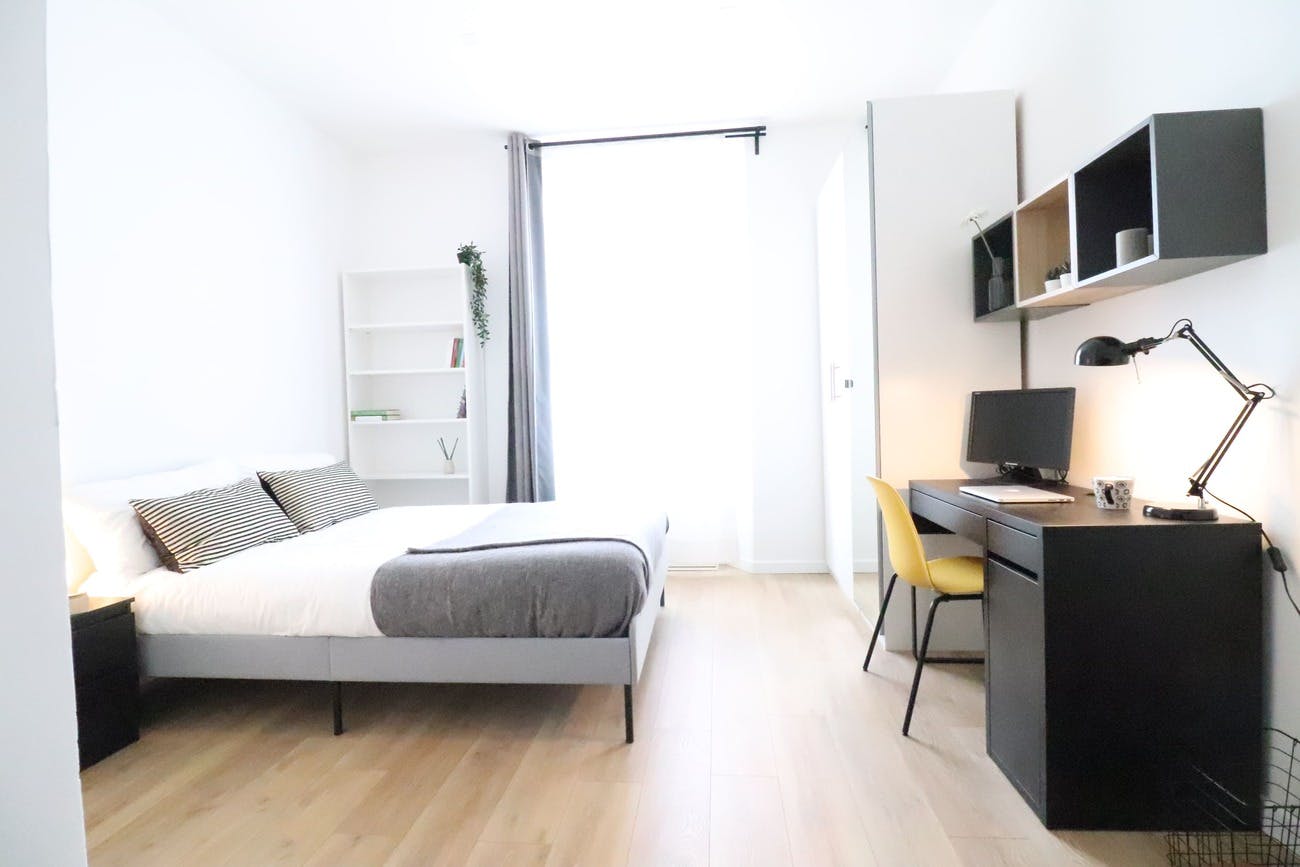 Private room for rent for €700 per month in Florence, Via Camillo Cavour