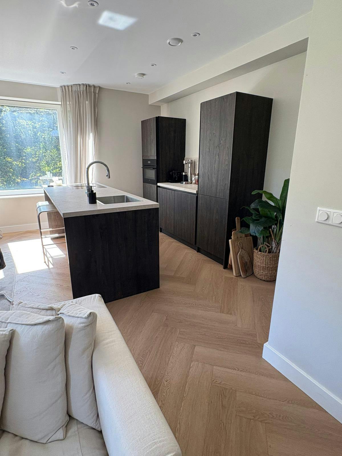 preview gallery tile