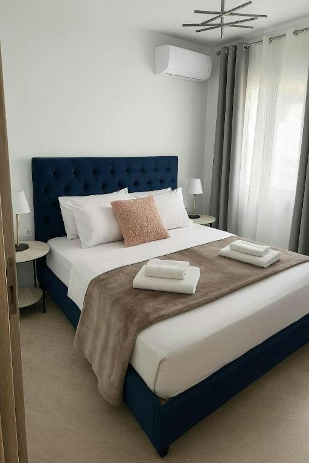 Sofokleous, Athina preview