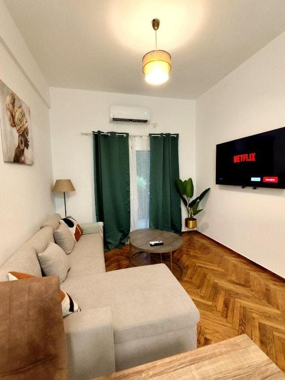 Leoforos Kifisias, Khalándrion preview