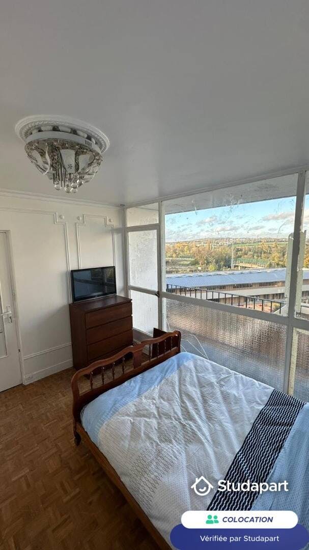 Private room for rent for €582 per month in Garges-lès-Gonesse, Rue Auguste Renoir