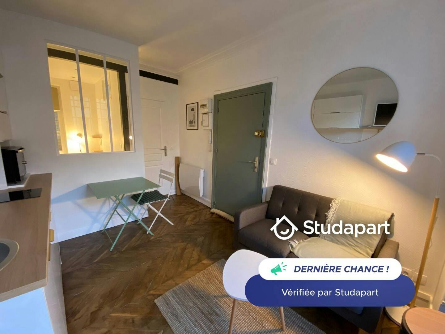 Apartment for rent for €730 per month in Versailles, Rue du Maréchal Joffre