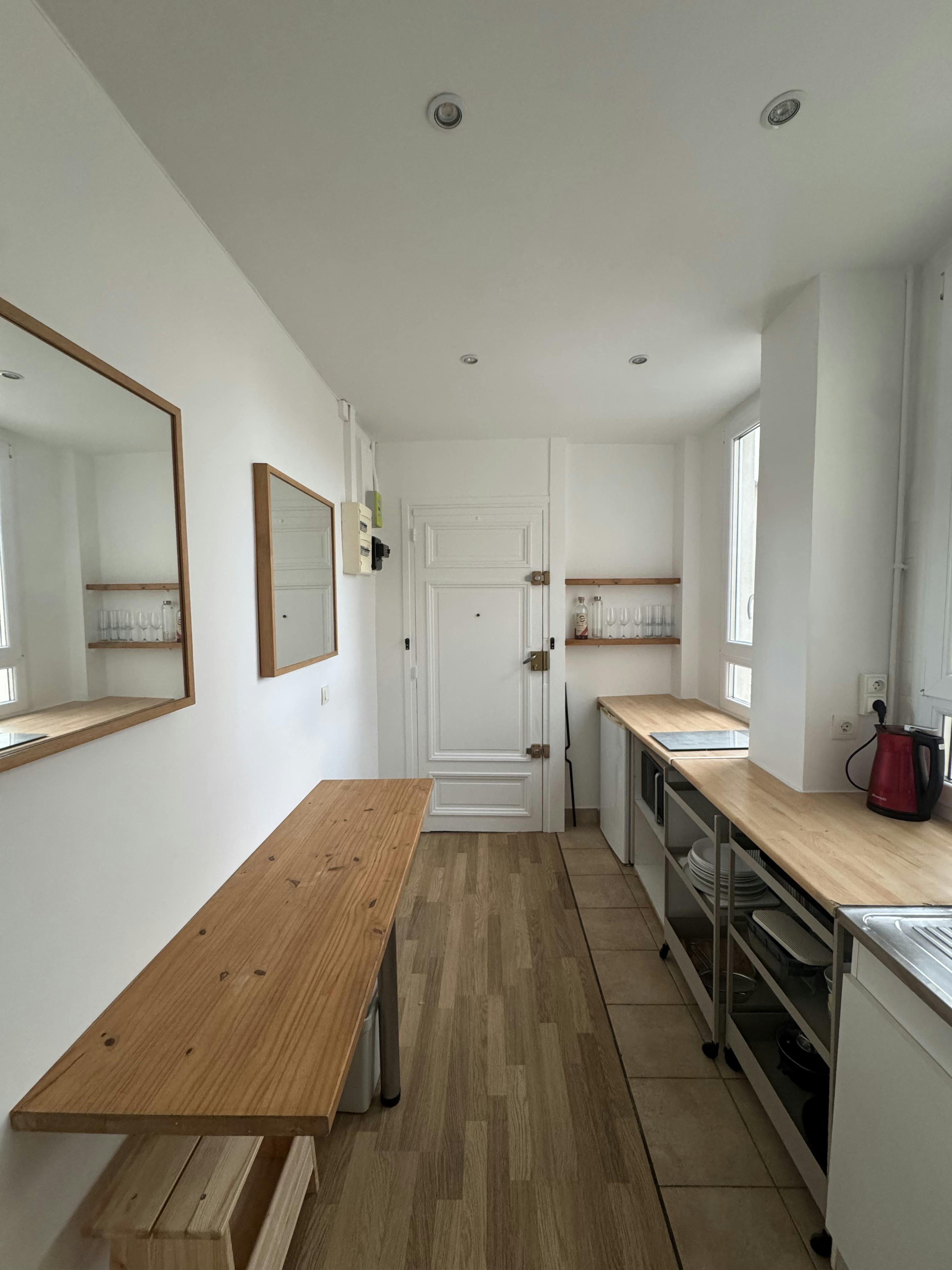 Appartement te huur voor € 1.350 per maand in Paris, Rue d'Alsace