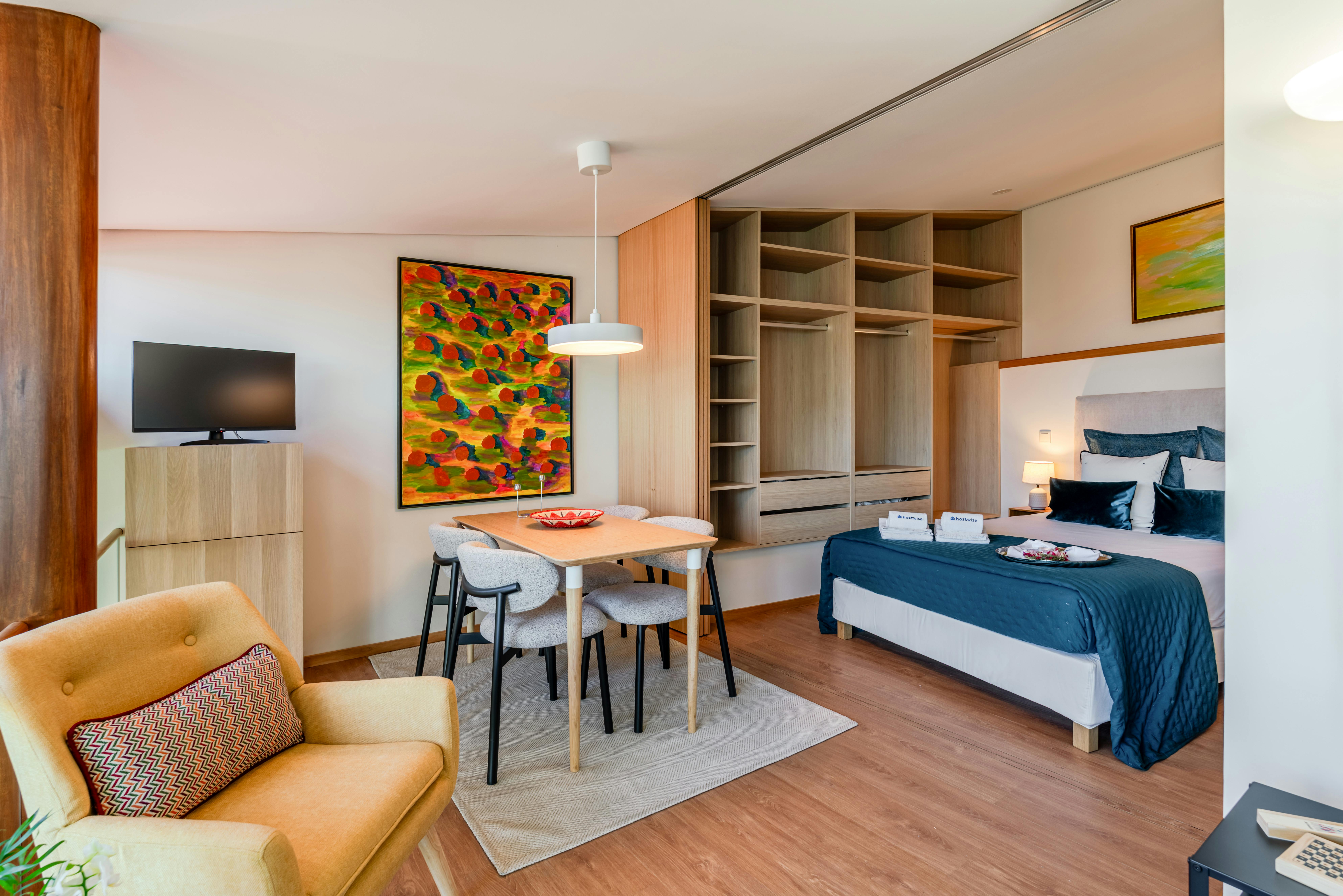 Rua do Farol, Porto preview